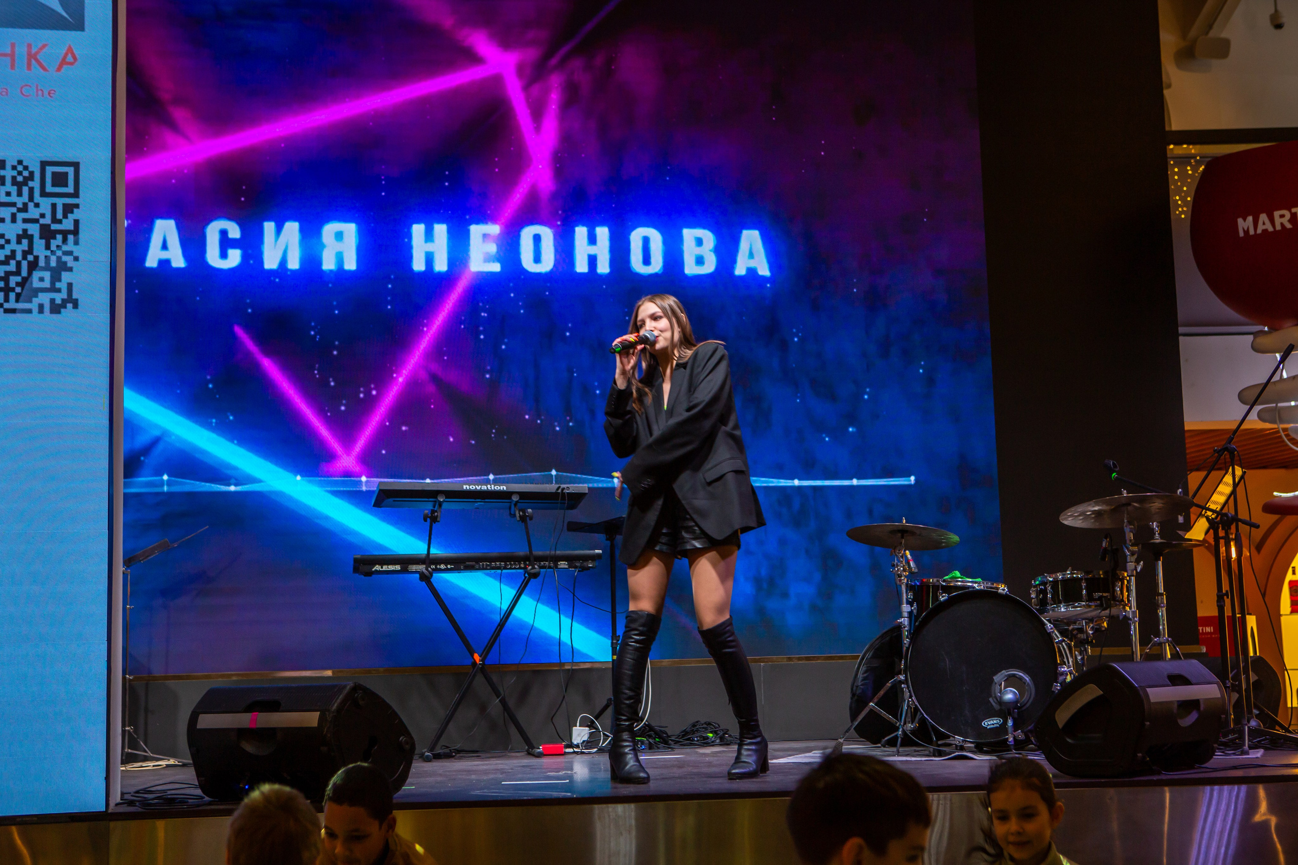 Показ-концерт детского модельного агентства SAYMYNAME. Репортажный, семейный, свадебный, портретный фотограф