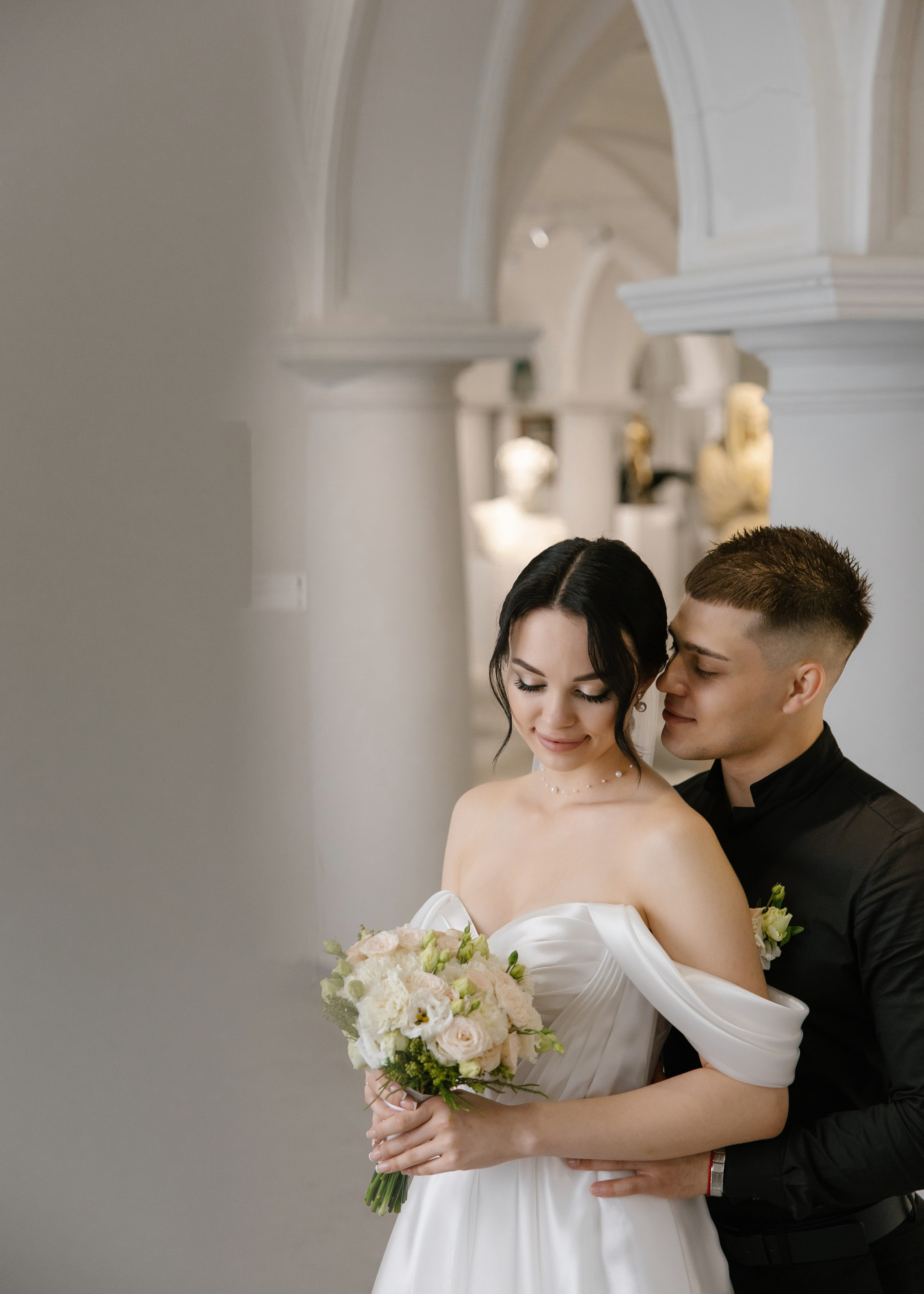 Дарина и Данил в музее изобразительных искусств. Свадебный фотограф в Калининграде Ольга Пасечник