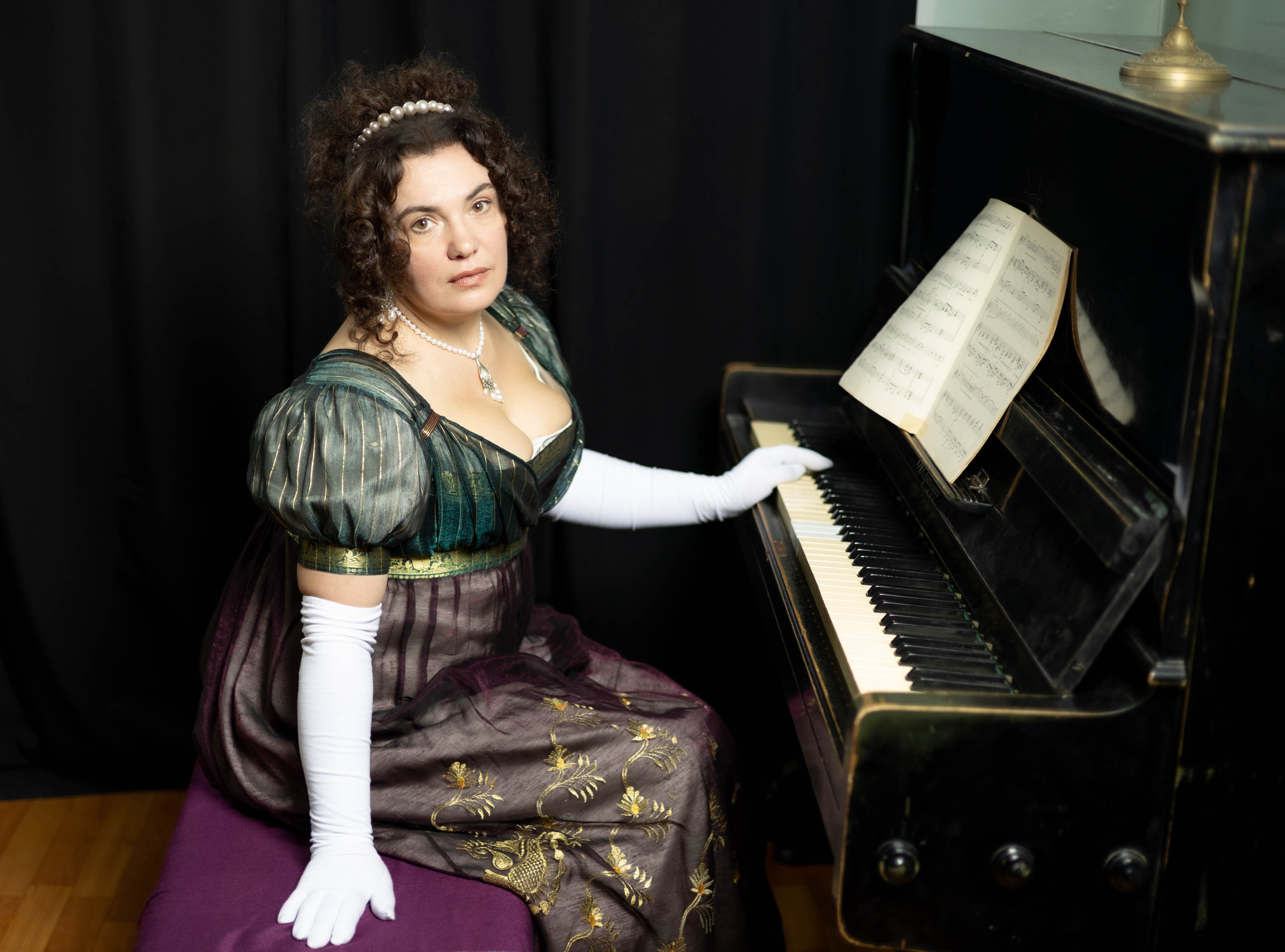 Женский портрет. Главная