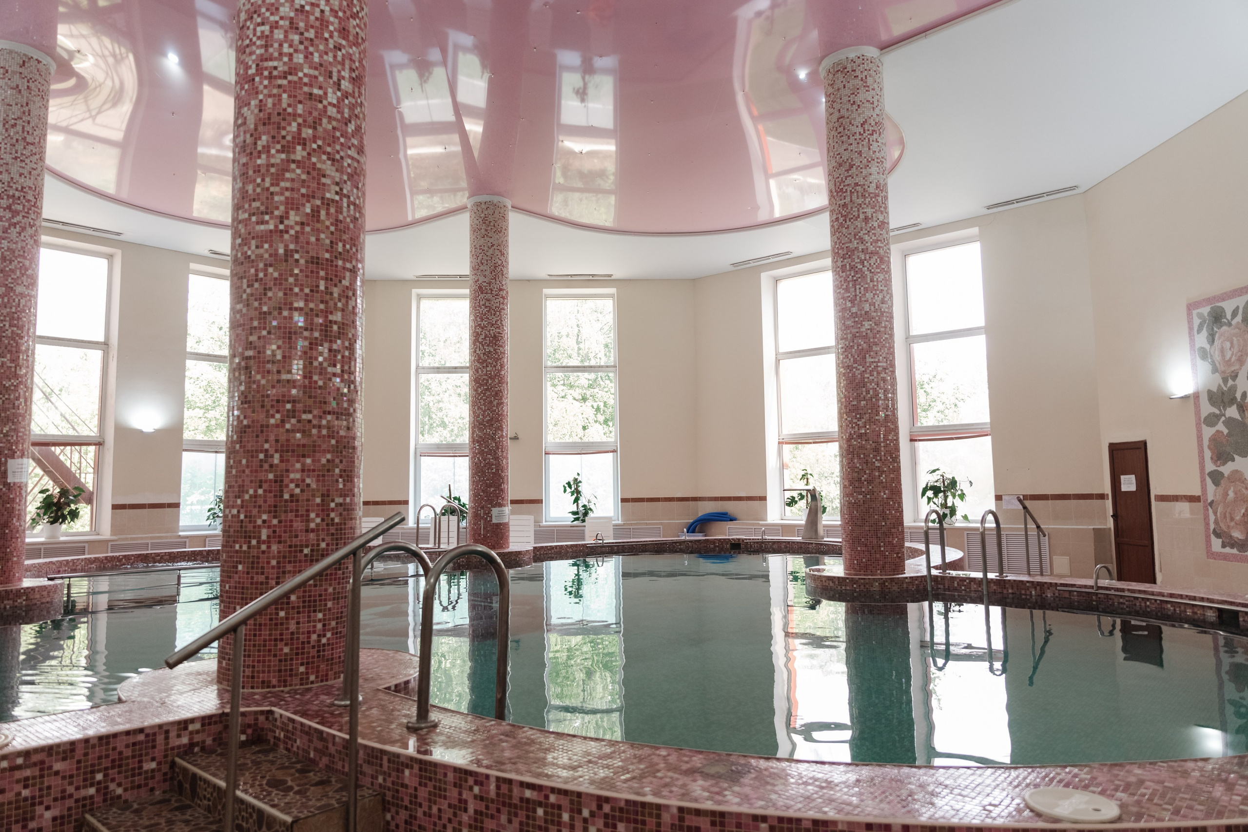 Интерьер и экстерьер. Люксмедиа — это команда фотографов и видеографов. Город Казань. Дамир Сафин