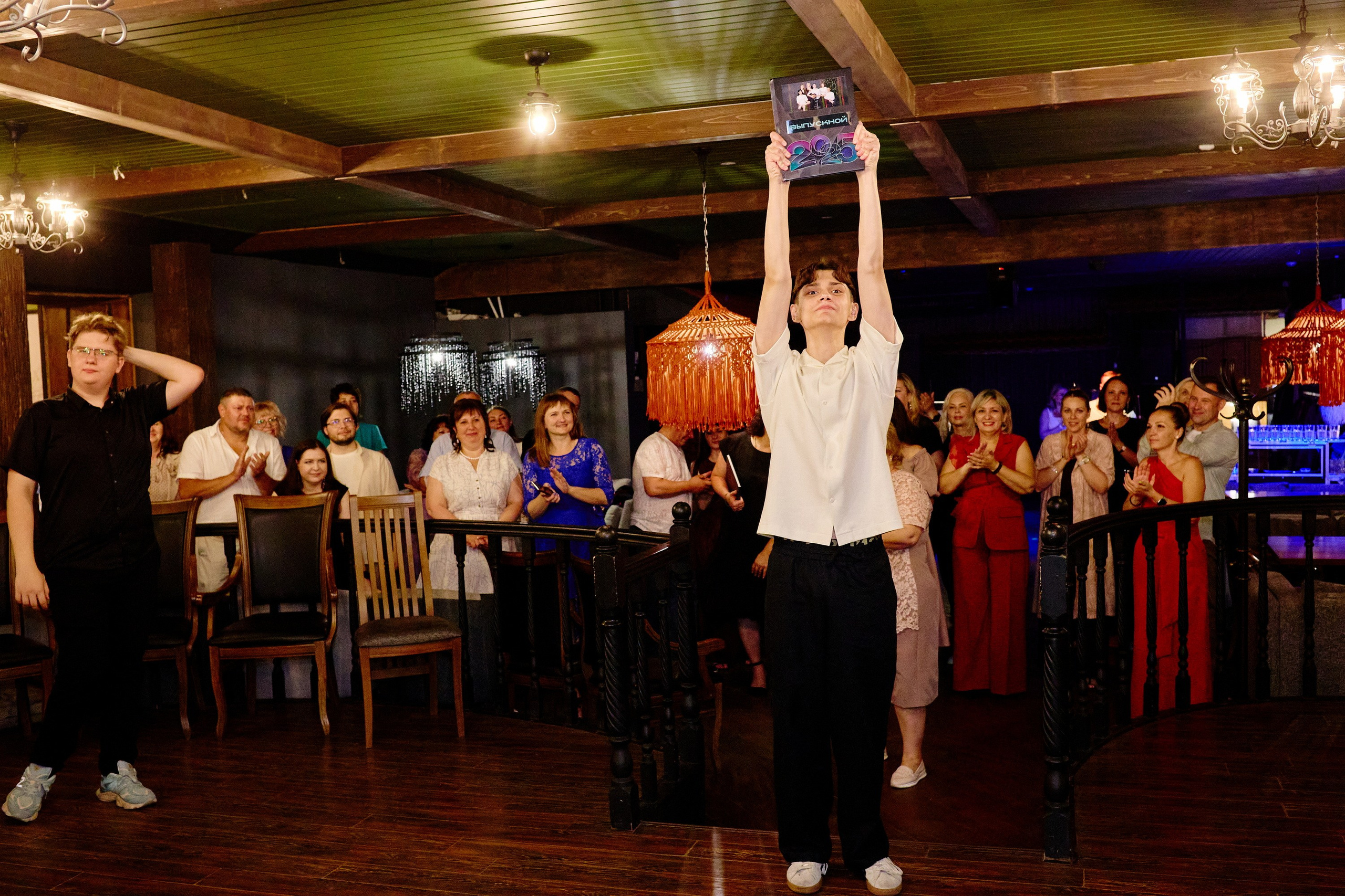 Выпускной 35 Сош. Фотограф Выпускные альбомы Таганрог Сергей Коробченко