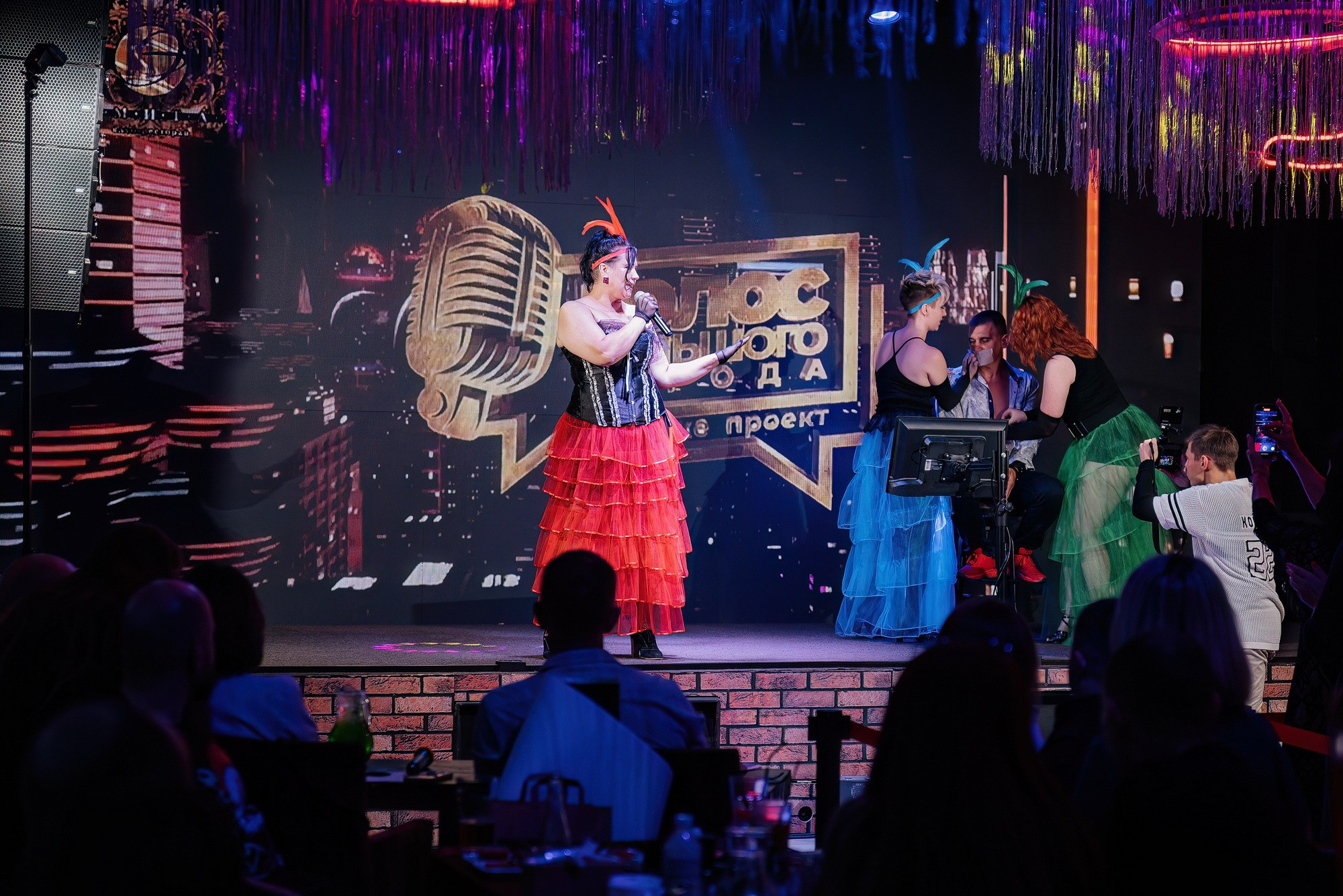 Караоке-проект «Голос большого города». Свадебный и репортажный фотограф Никита Сницарев в Барнауле