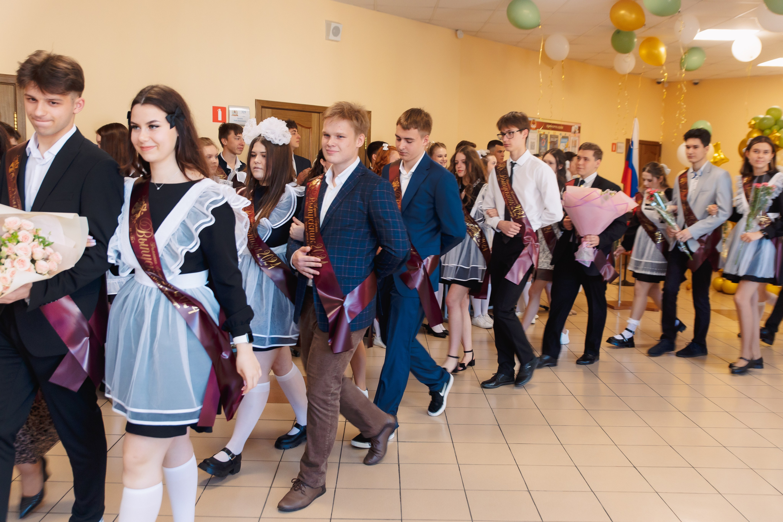 Последний звонок. Фотограф в Кронштадте и Санкт-Петербурге Анастасия Коваленко