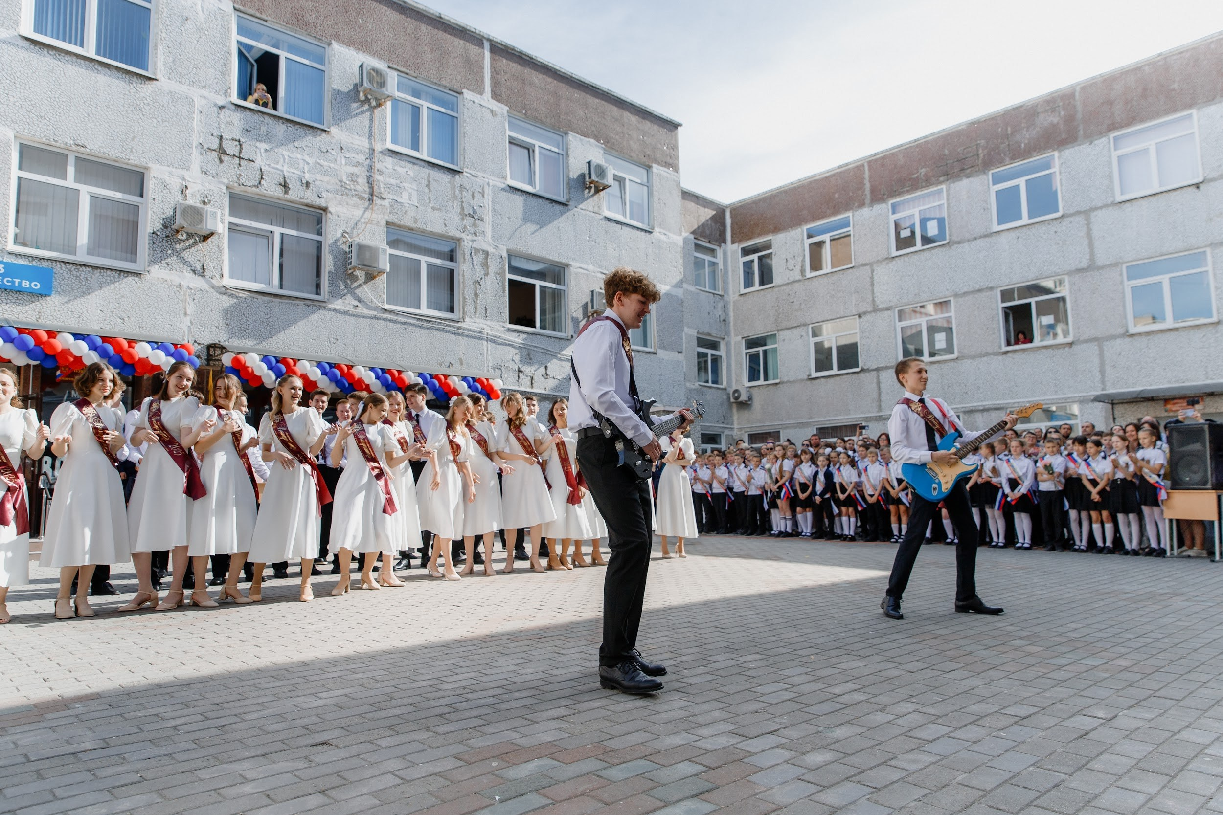 9 класс 33 школа. Выпускные альбомы Натальи Бутко: Новороссийск, Анапа, Геленджик