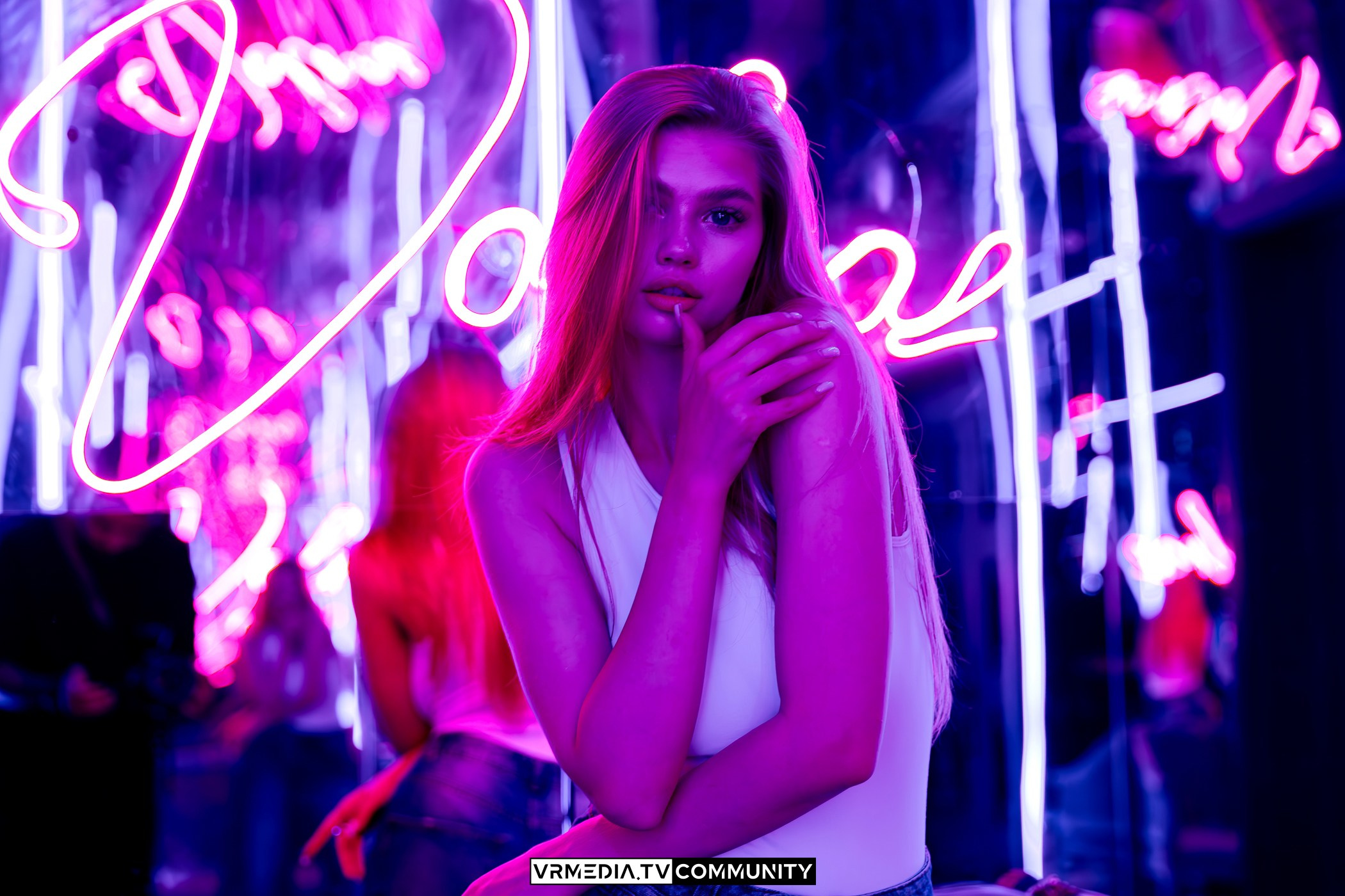 Караоке-бар «Volna»: Friends day или день дружбана