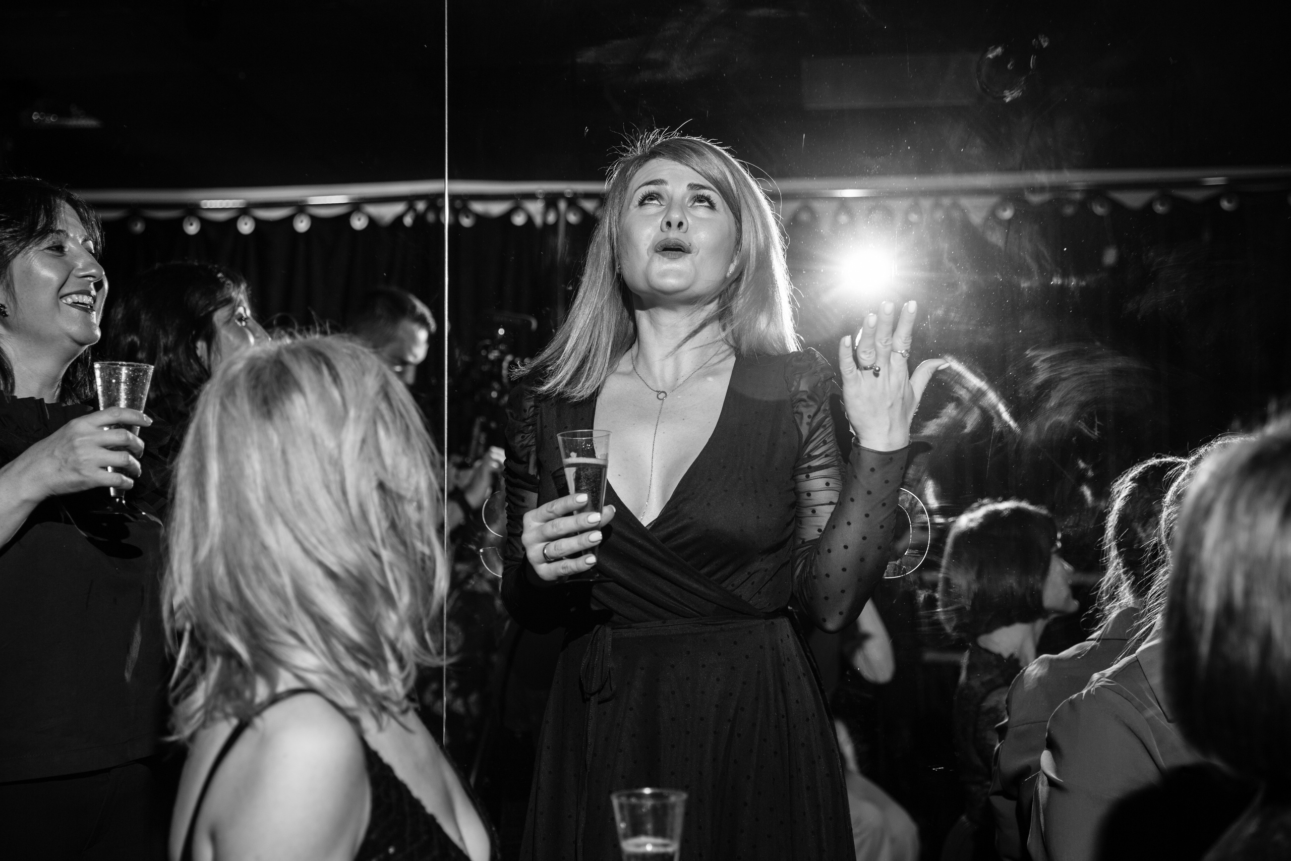 Мадмуазель поет Джаз. Свадебный и семейный фотограф в Москве Julia Juice