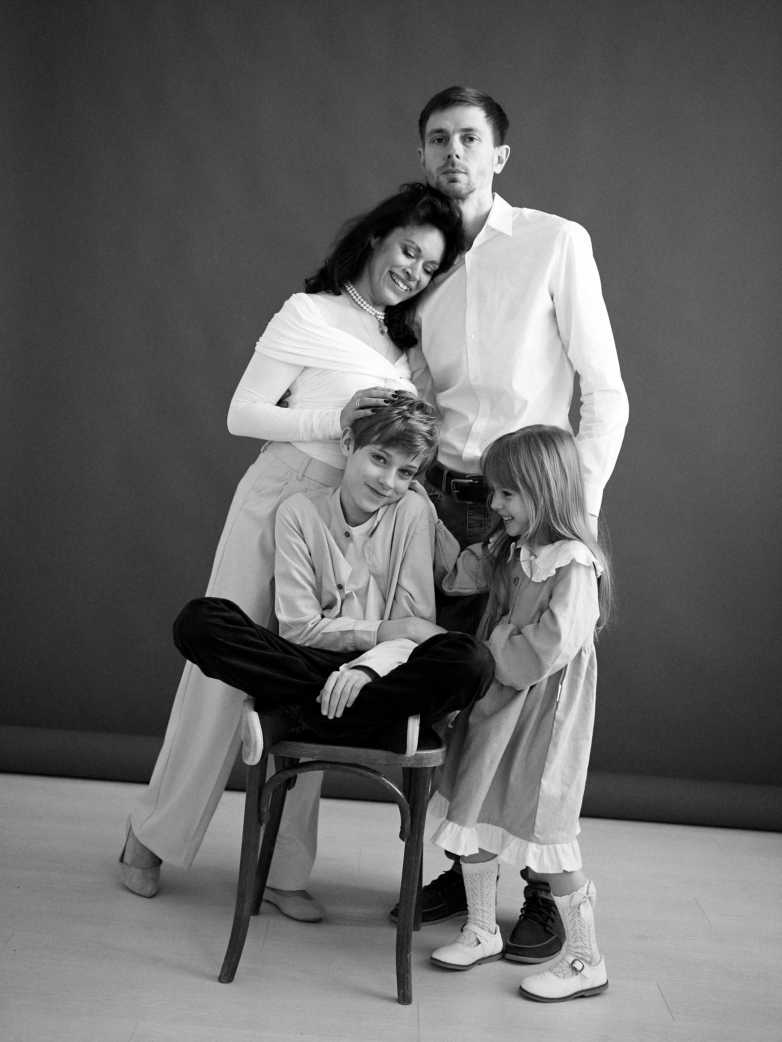 Хоровод детского смеха и родительской любви. Фотограф Рязань. Семейный Свадебный фотограф