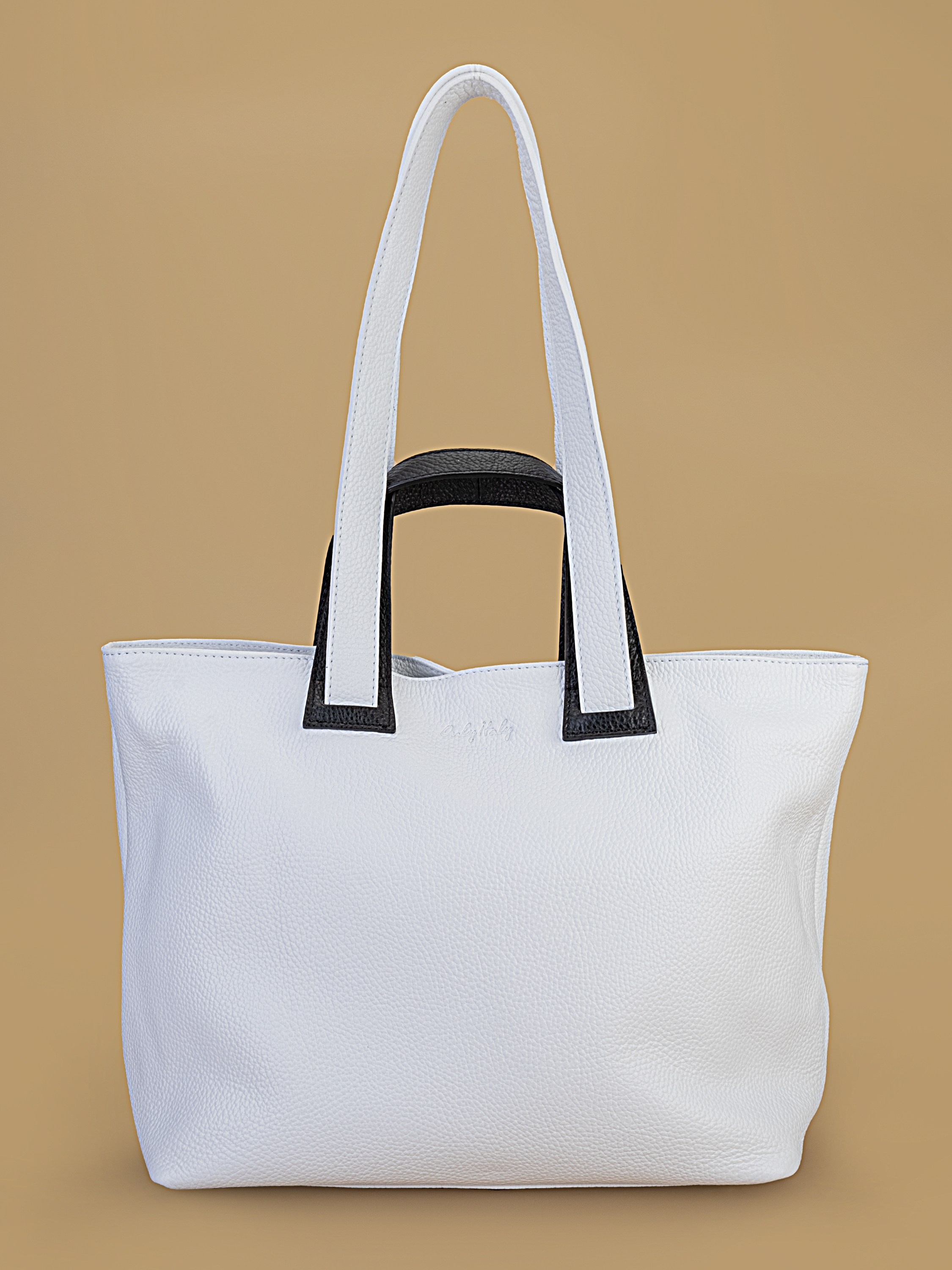 Предметная съёмка для маркетплейсов | Сумки. Предметный фотограф в Симферополе Антон Катунин