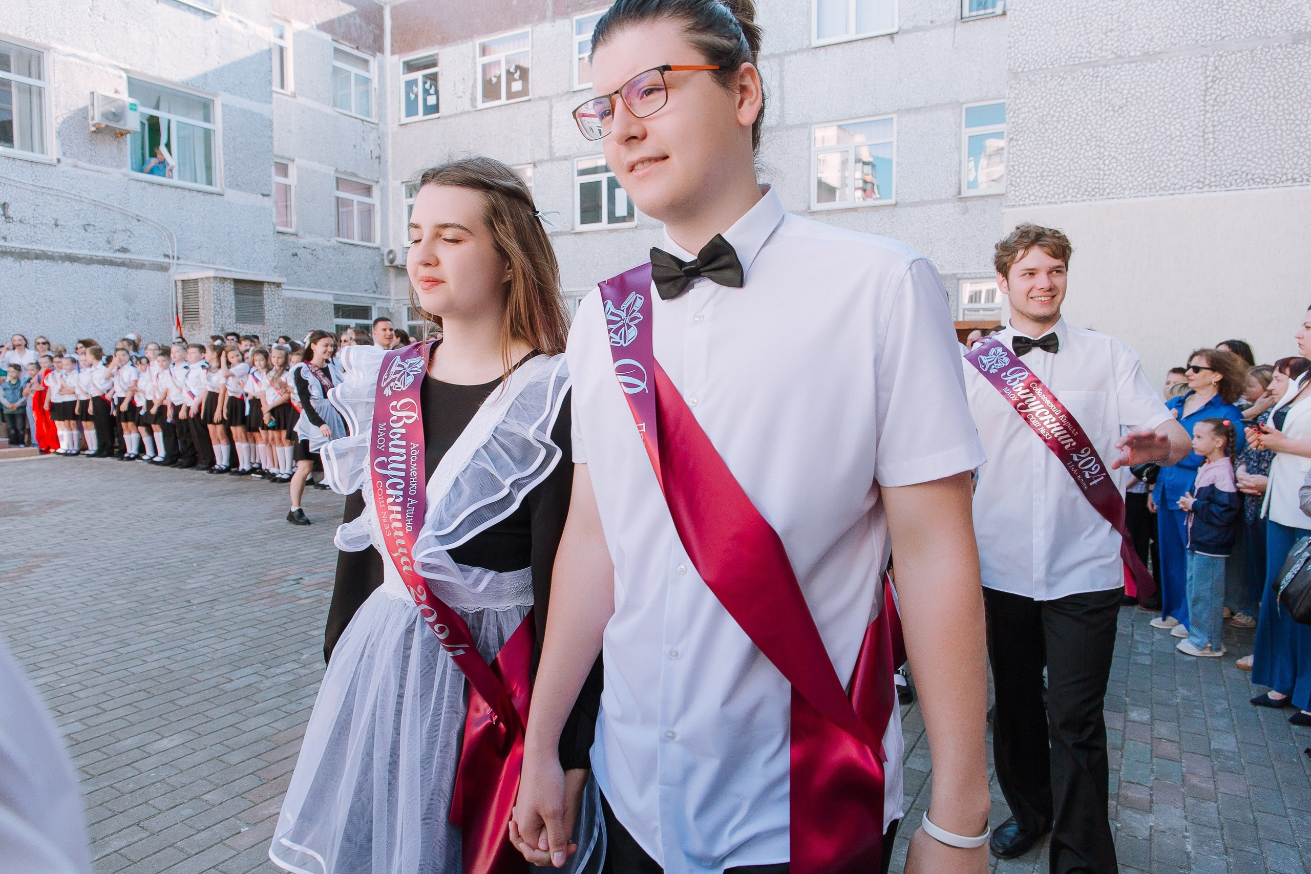 11 класс 33 школа. Выпускные альбомы Натальи Бутко: Новороссийск, Анапа, Геленджик