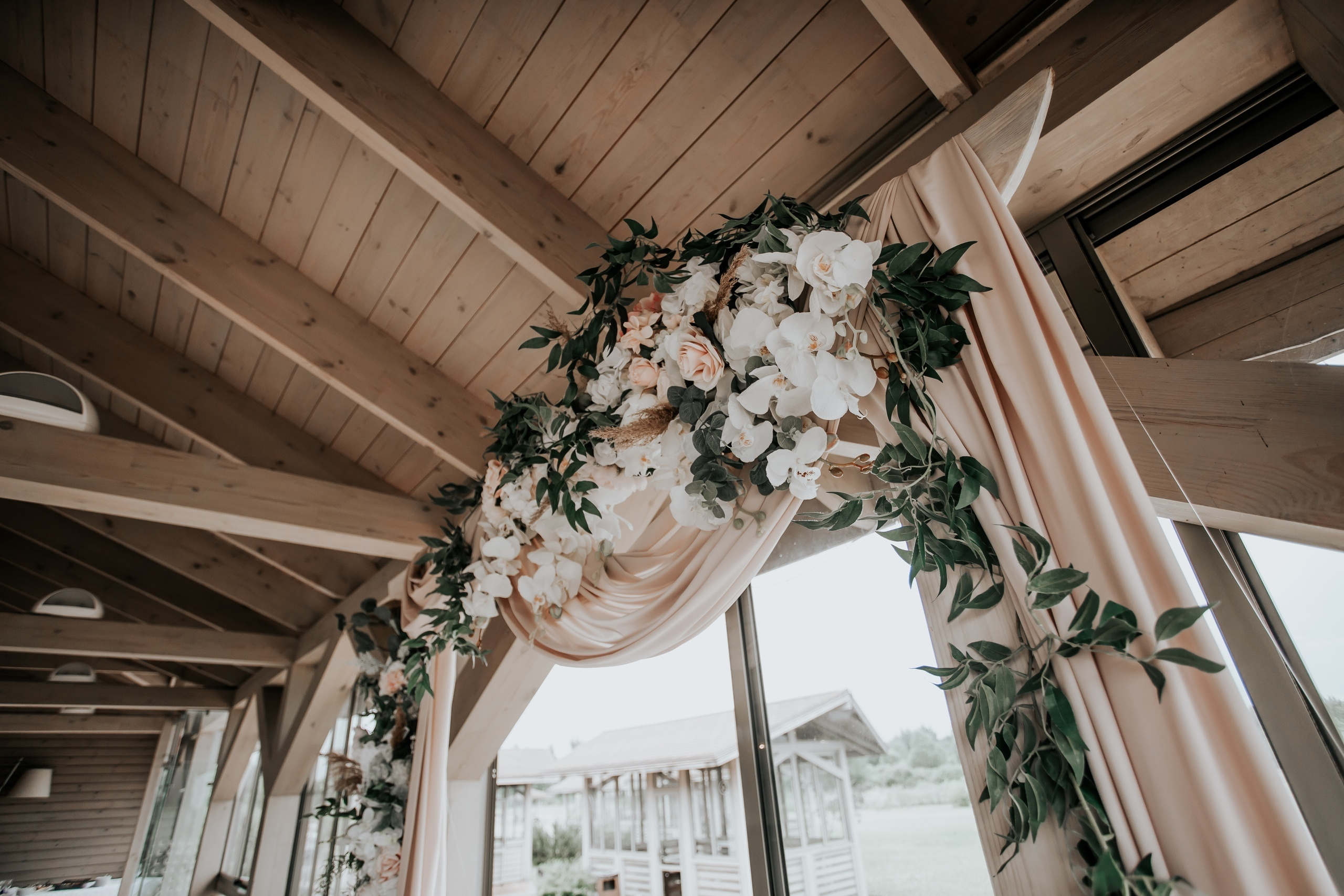 лавстори, фотограф Витебск, фотограф Минск , свадьба, свадебный фотограф Витебск, свадебный фотограф Минск, свадебное платье Витебск, свадебное платье Минск, букет невесты