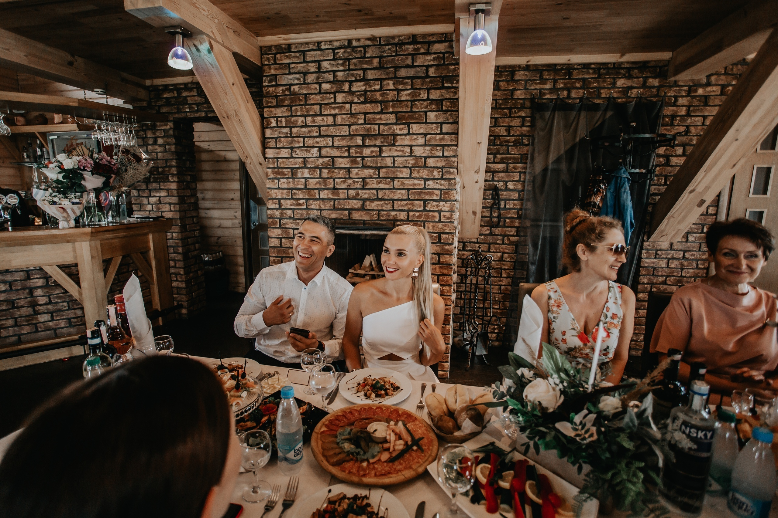 лавстори, фотограф Витебск, фотограф Минск , свадьба, свадебный фотограф Витебск, свадебный фотограф Минск, свадебное платье Витебск, свадебное платье Минск, букет невесты