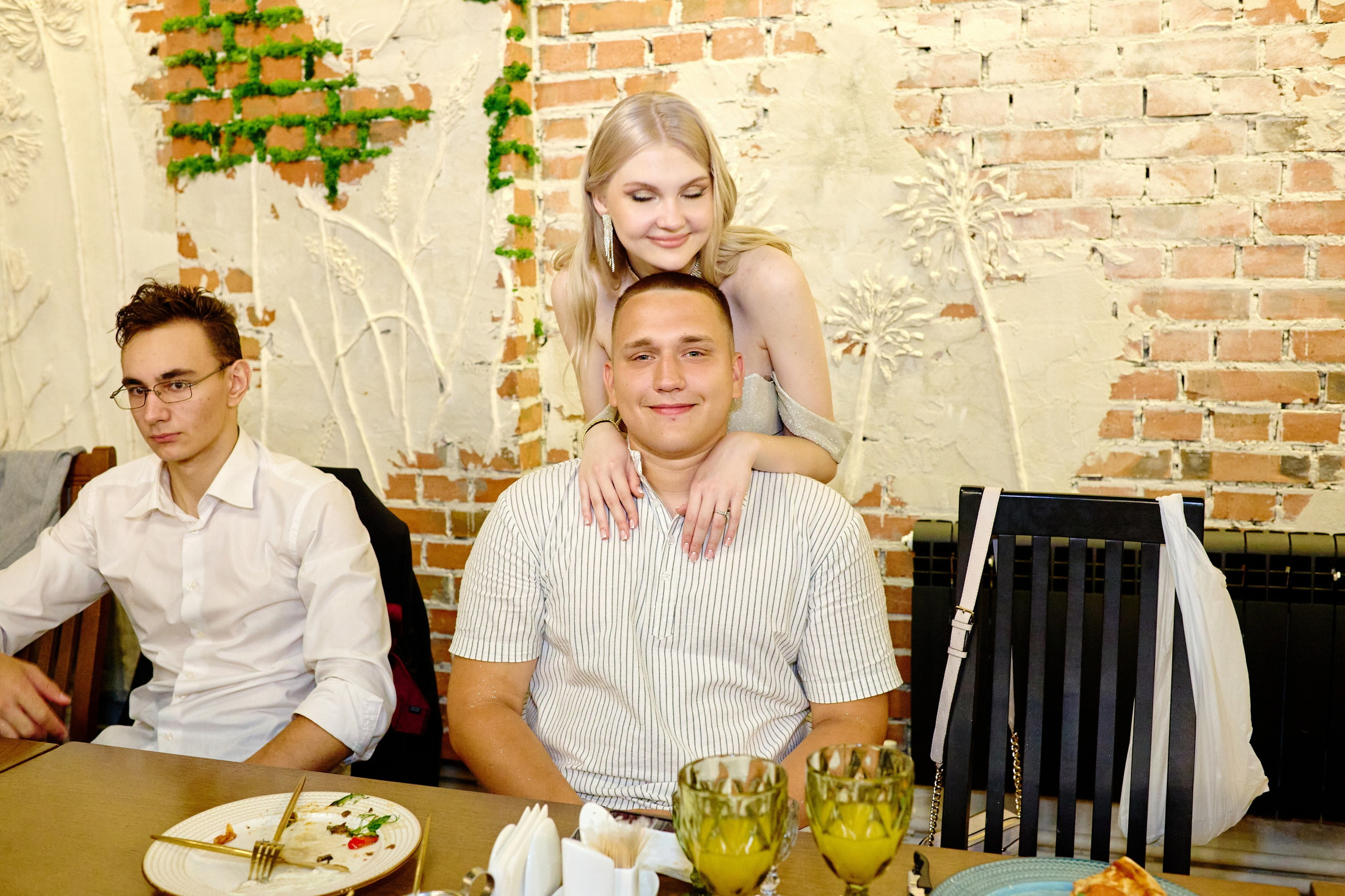 Выпускной 35 Сош. Фотограф Выпускные альбомы Таганрог Сергей Коробченко