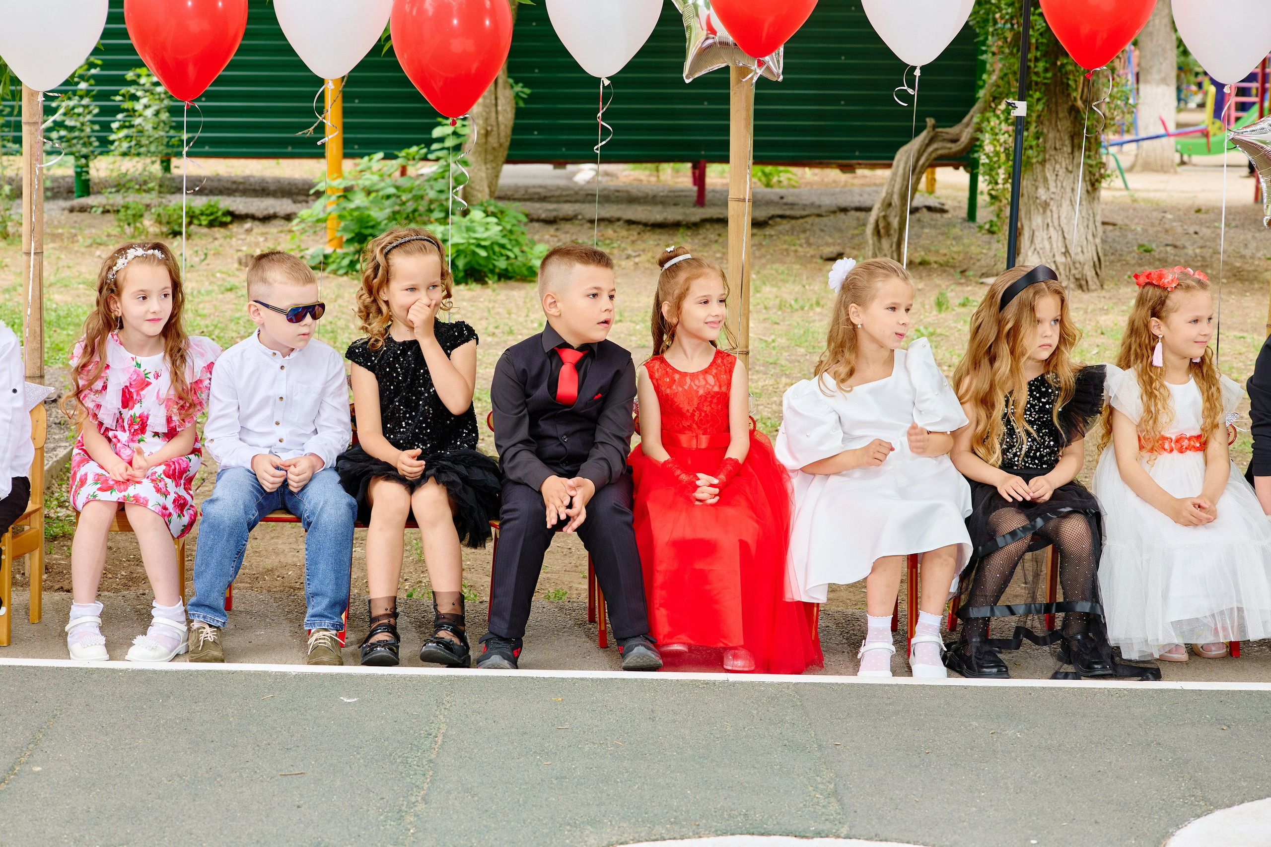 Выпускной 45 сад. Фотограф Выпускные альбомы Таганрог Сергей Коробченко