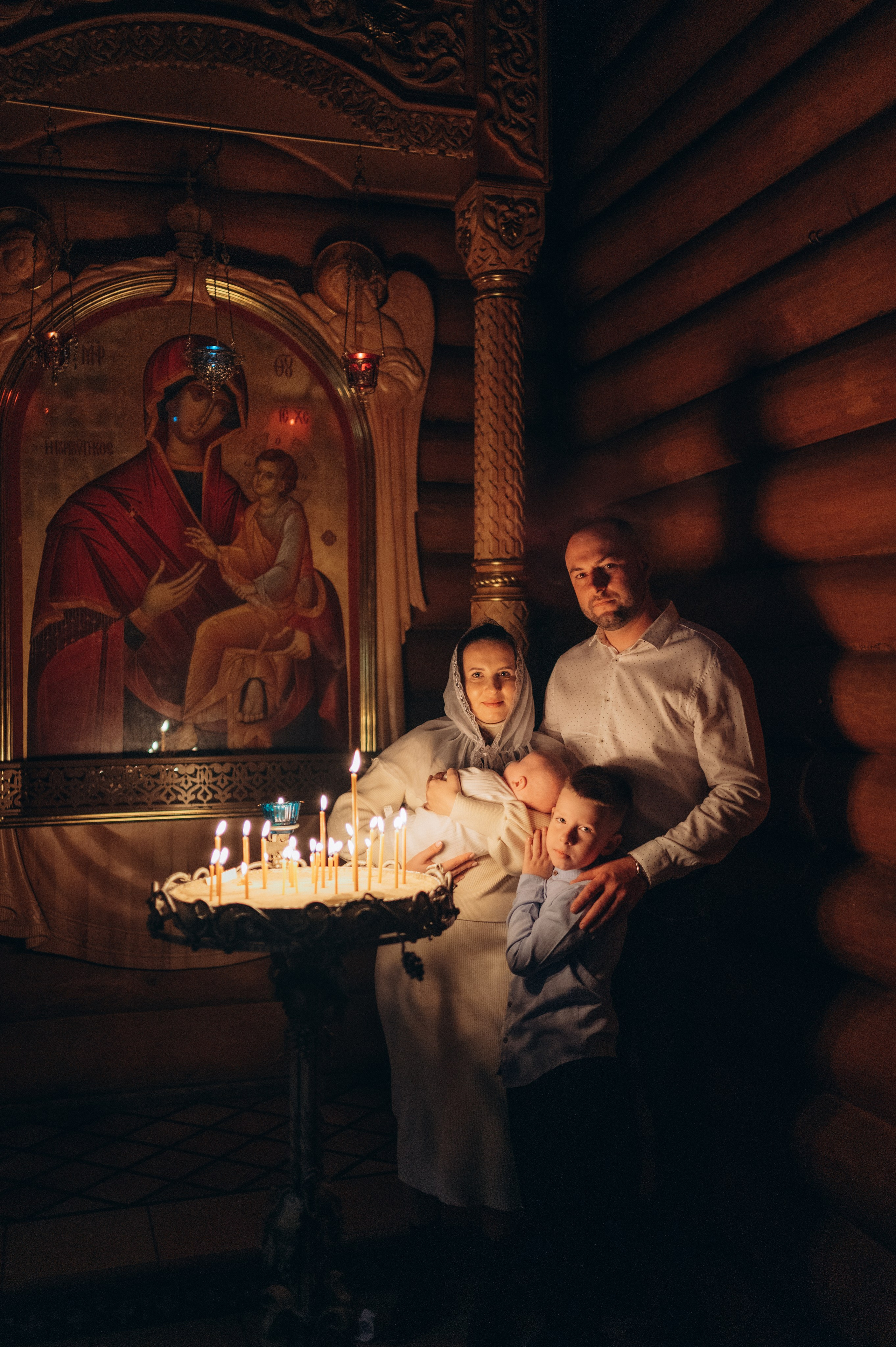 Крещение Тимура (Храм Святой Троицы). Семейный фотограф в Минске Дарья Дреко