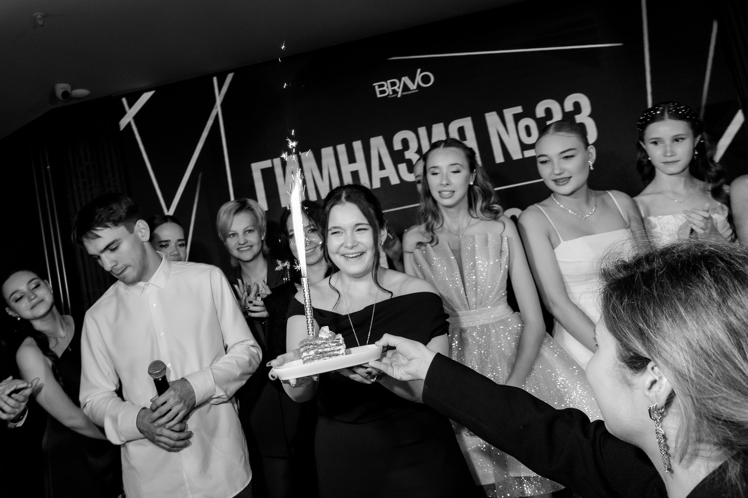 ВЫПУСКНОЙ CHEESERIA-Гимназия 33. Свадебный и семейный фотограф Динар Гильмутдинов