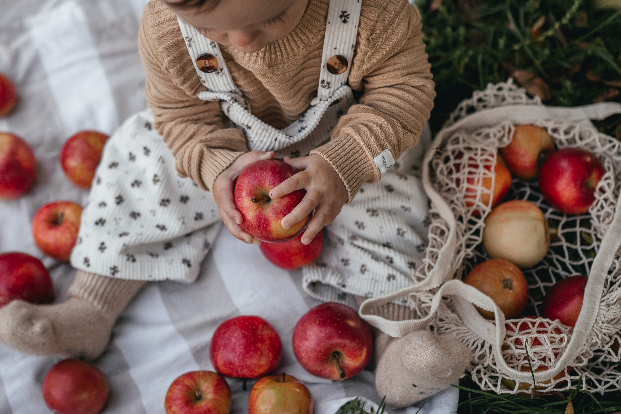 Маленькая Арина. Семейный фотограф в Тюмени  Утенкова Юлия