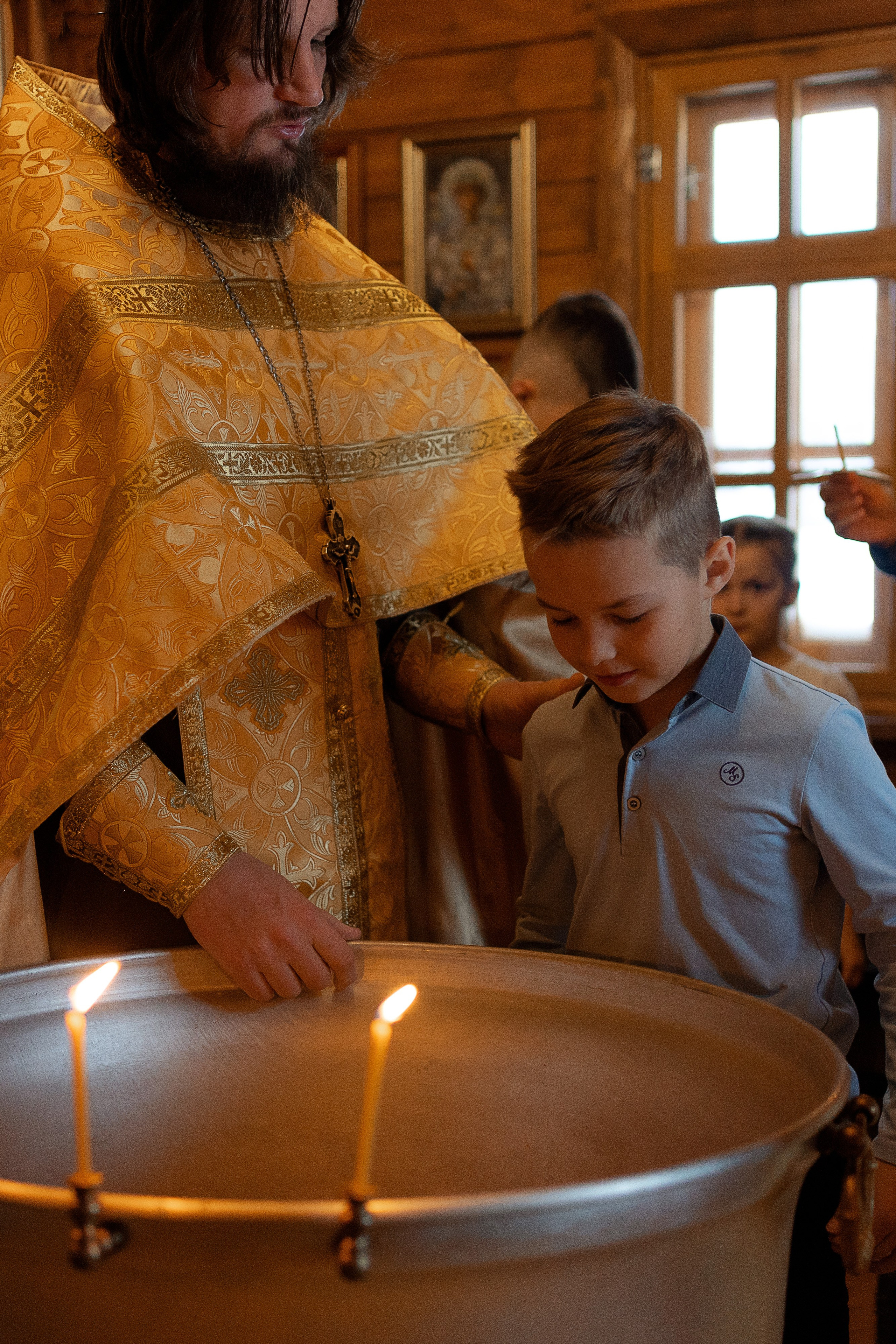 Таинство Крещения в храме Преподобного Сергия Радонежского в Новых Ватутинках…. Семейный и детский фотограф в Москве Екатерина Офицерова
