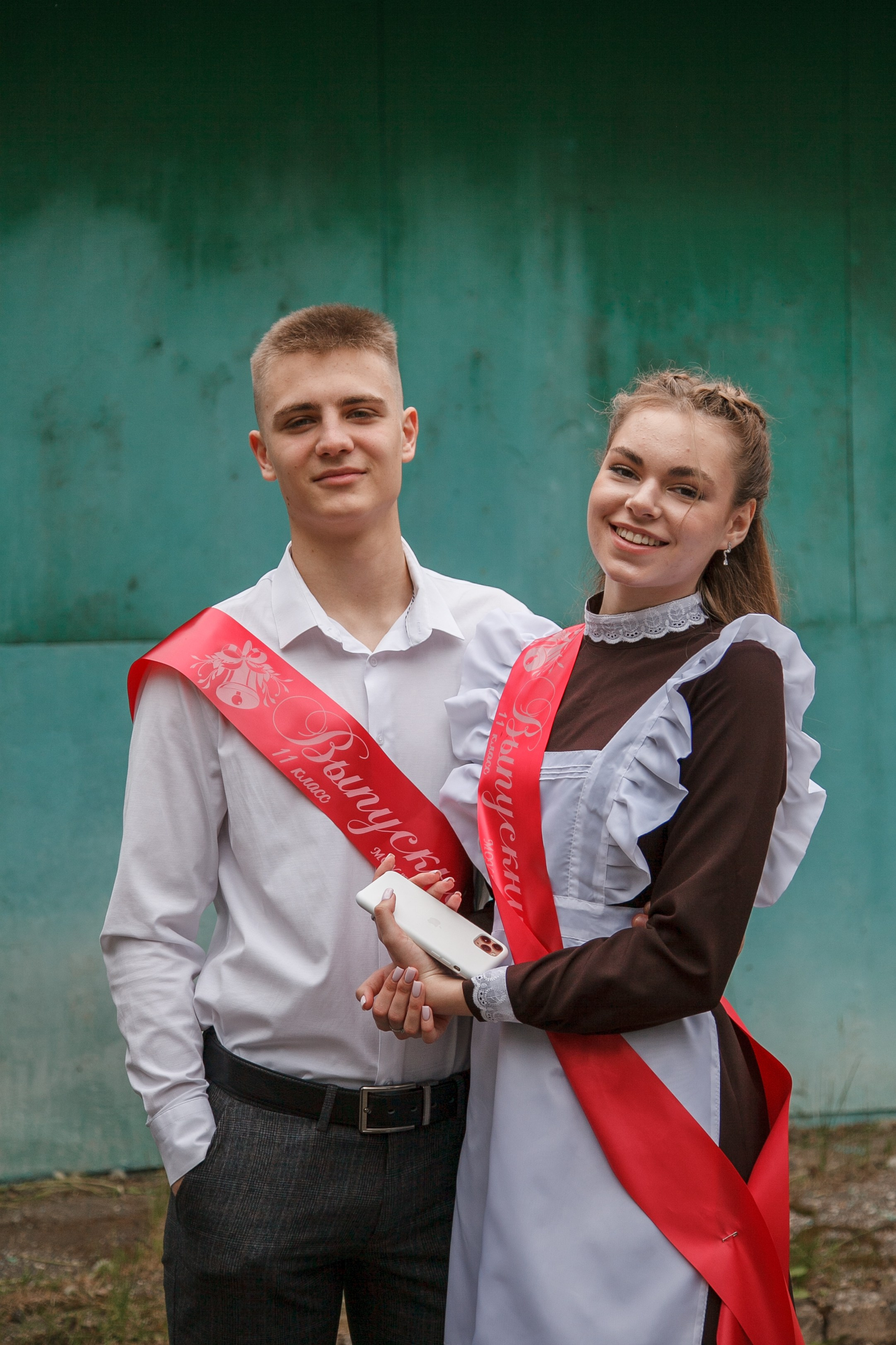 Последний звонок. Ирина Коновалова школьный фотограф. Выпускные альбомы Ярославль