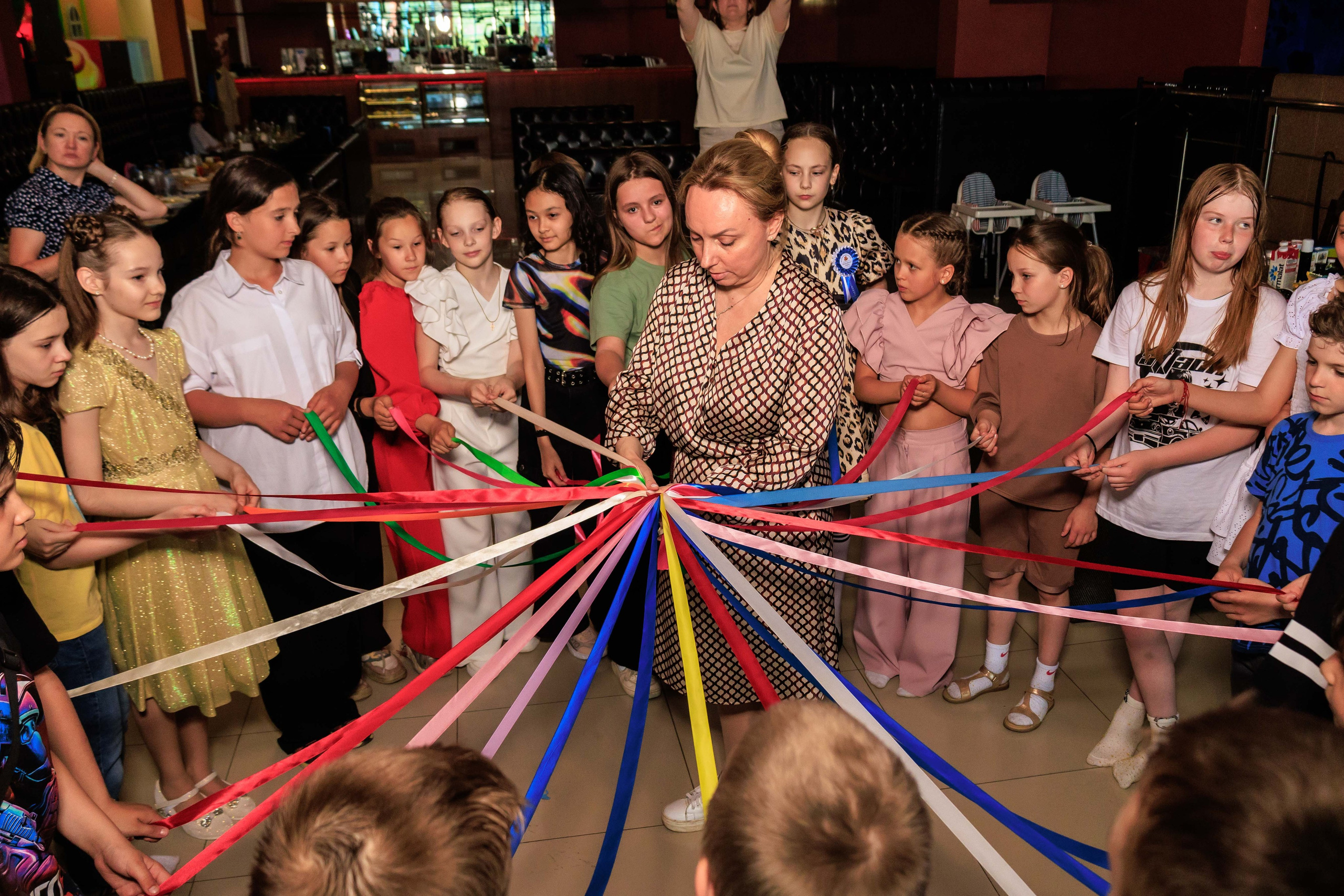 Выпускной 4 класс. Фотограф в Москве Дмитрий Емельянов