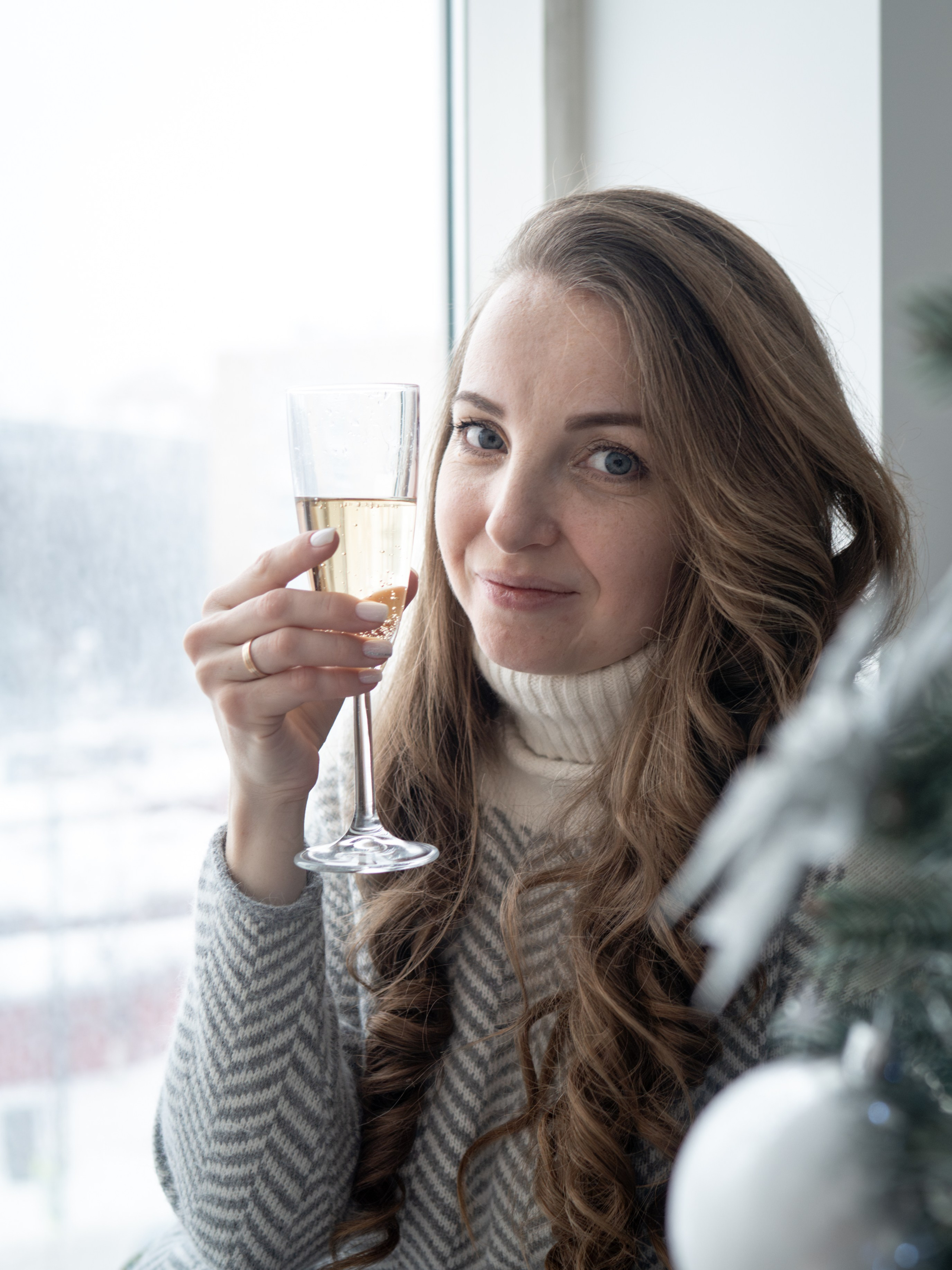 С самоедской лайкой. Фотограф Зинаида Евдокимова