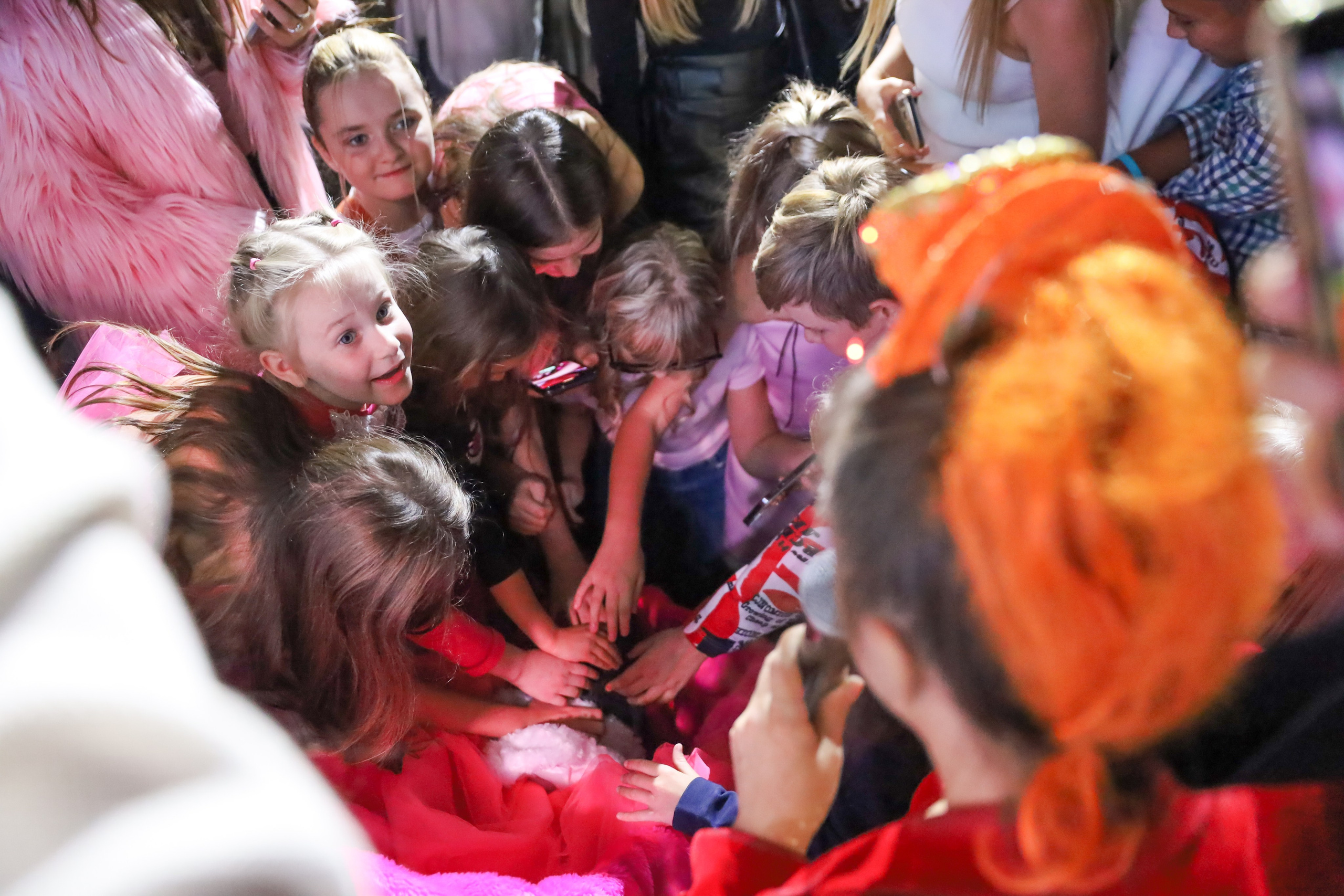 ДЕНЬ РОЖДЕНИЯ ЕВЫ В КРБ. Фотограф мероприятий Ирина Каширина