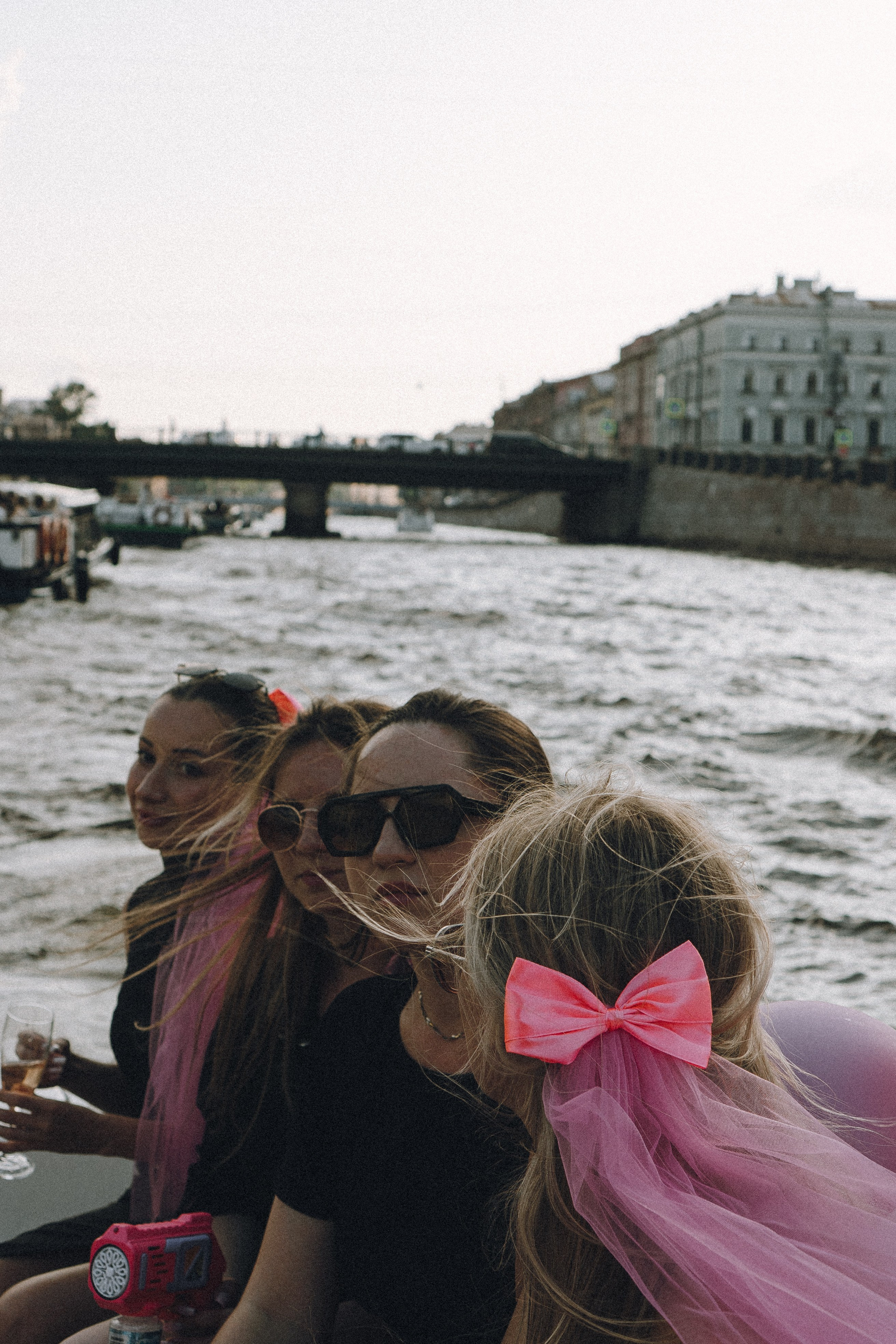 ДЕВИЧНИК НА КАТЕРЕ. Профессиональный фотограф, Санкт-Петербург — Виктория Богомолова