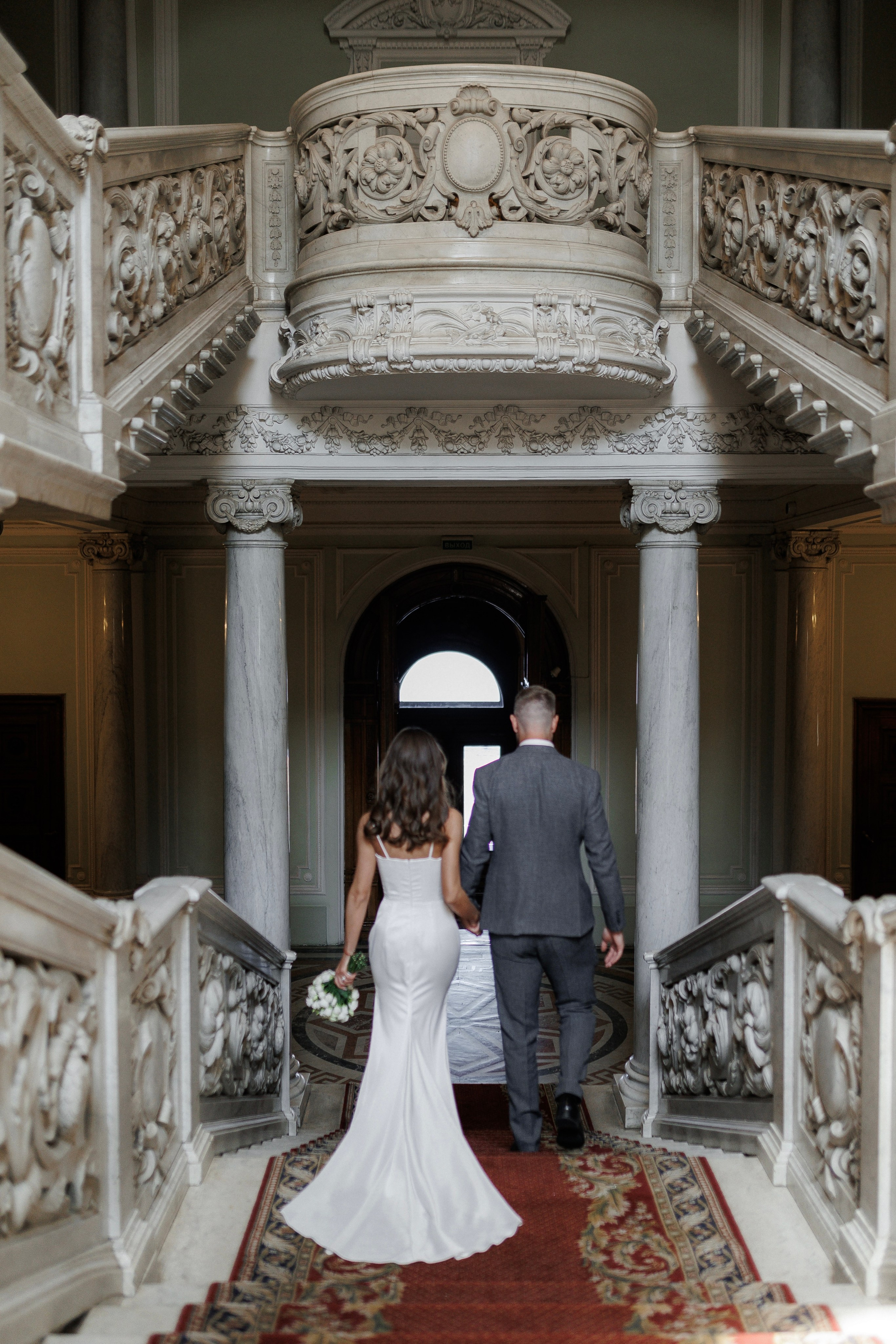 ···. Свадебный фотограф в Санкт-Петербурге Александра Чукавина