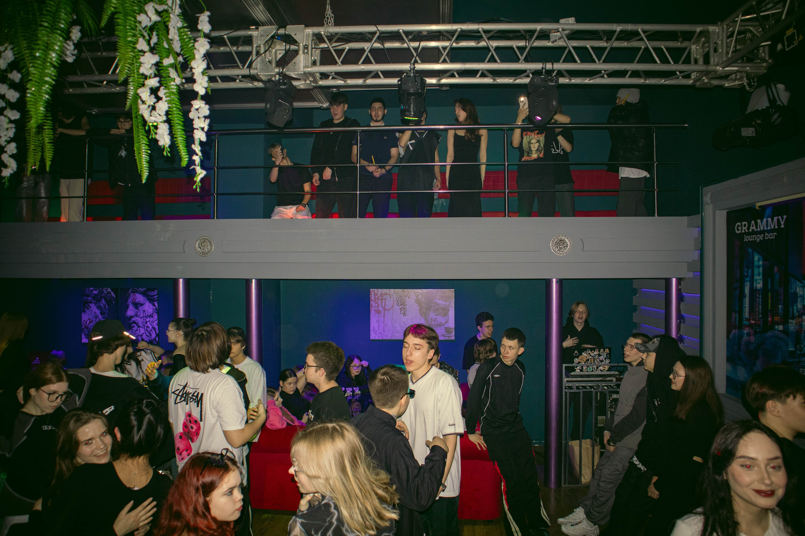 MOSHPIT. Фотограф и видеограф в Бугульме Аня Трутнева