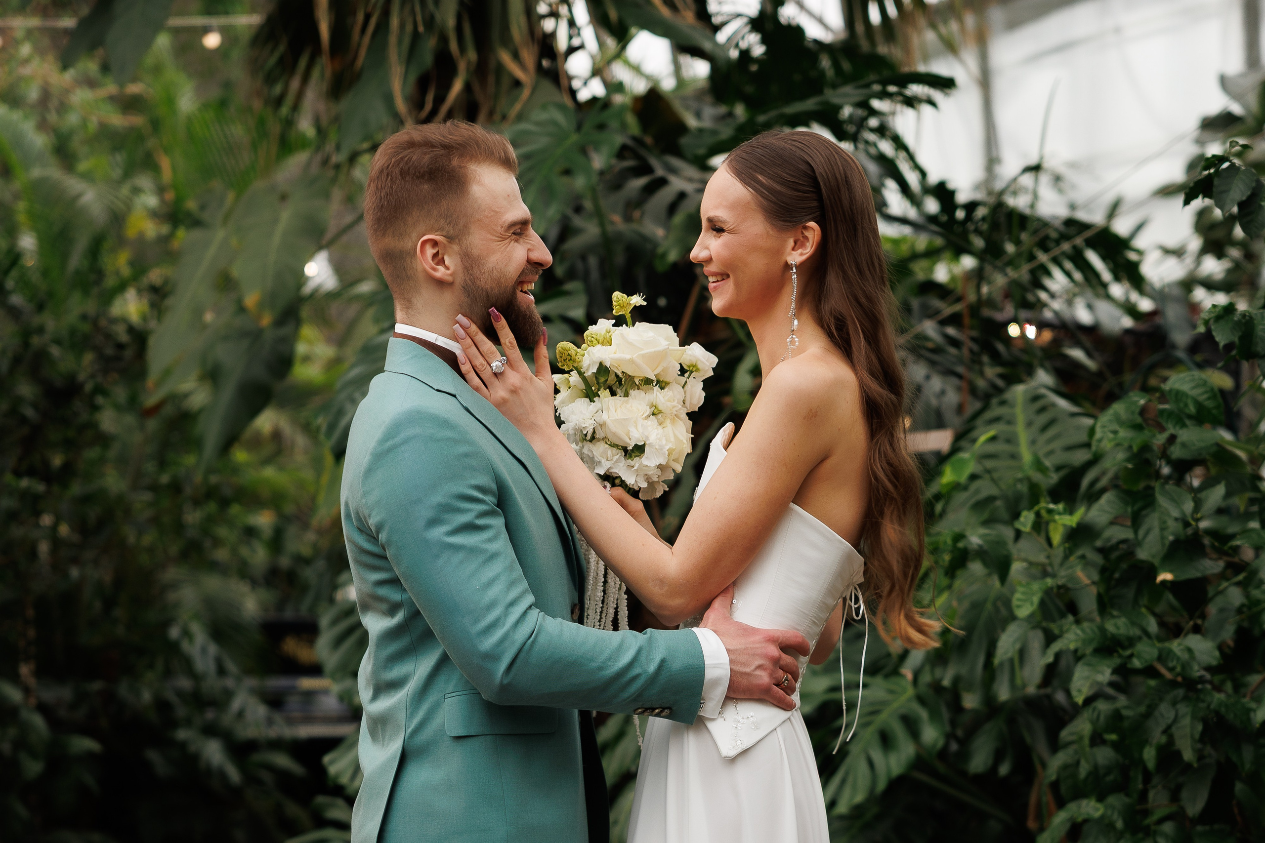 Свадебная прогулка в оранжерее. Питер. Свадебный и семейный фотограф в Москве Красинская Мария