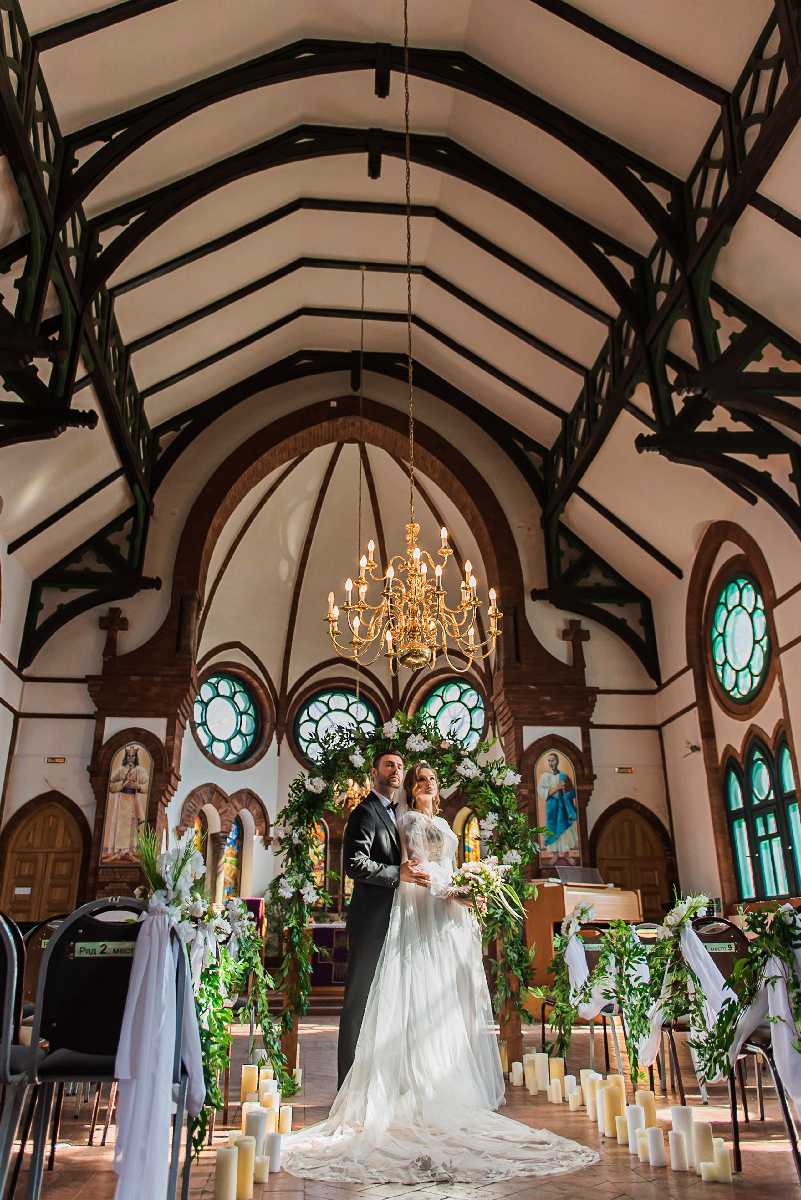 Роман и Валерия. Лютеранская церковь. Выездная регистрация. Семейный и свадебный фотограф во Владивостоке