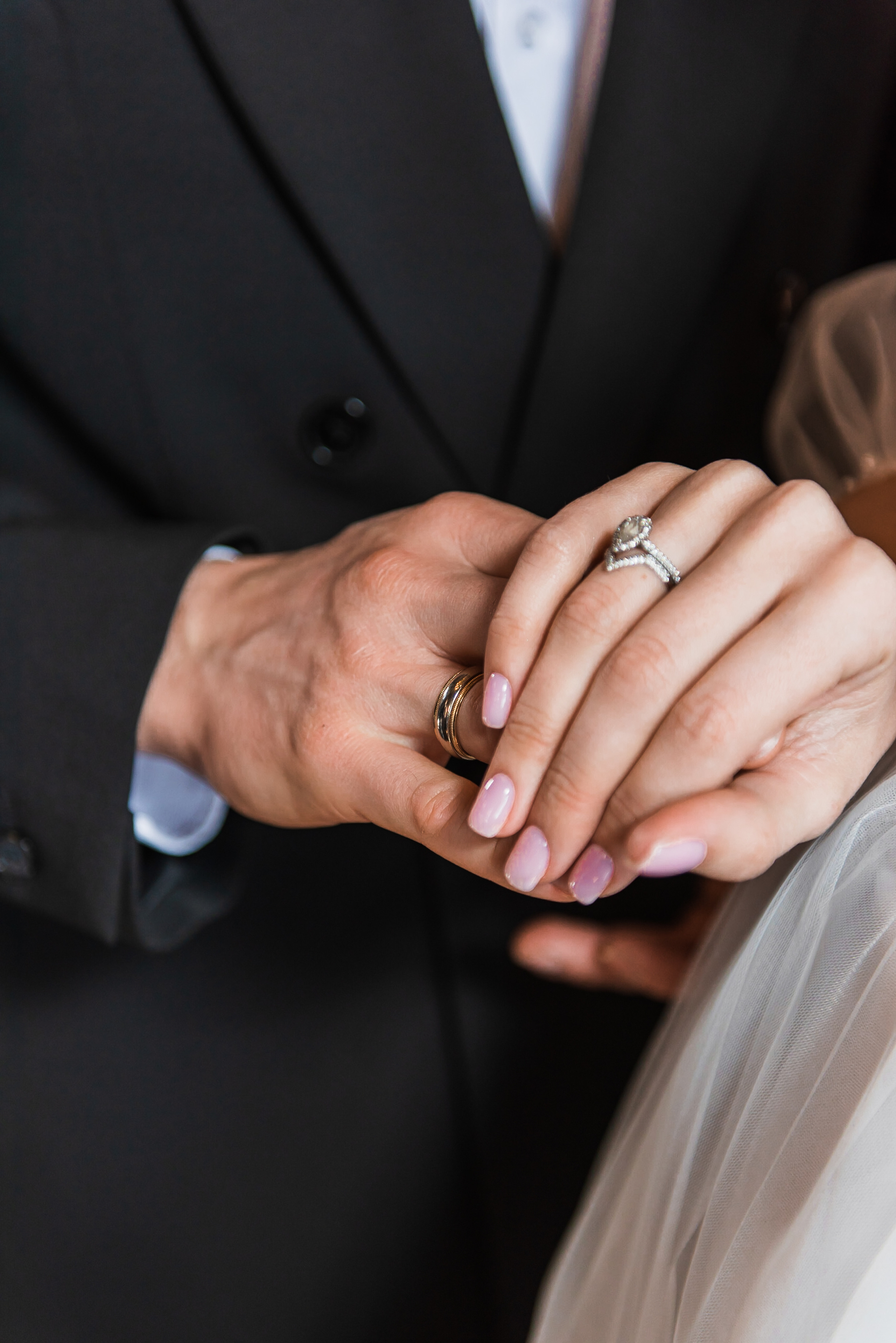 Роман и Валерия. Лютеранская церковь. Выездная регистрация. Семейный и свадебный фотограф во Владивостоке