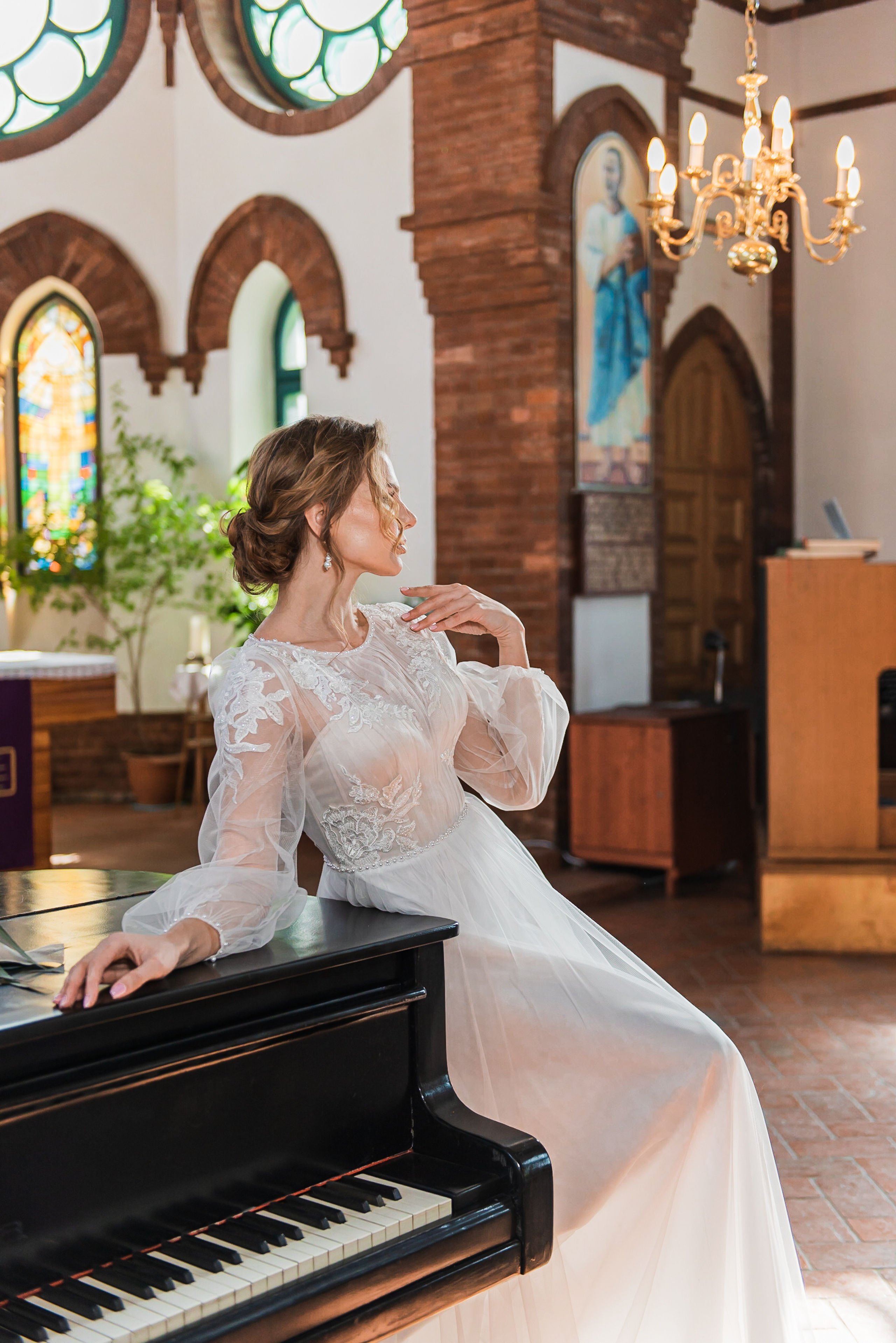 Роман и Валерия. Лютеранская церковь. Выездная регистрация. Семейный и свадебный фотограф во Владивостоке