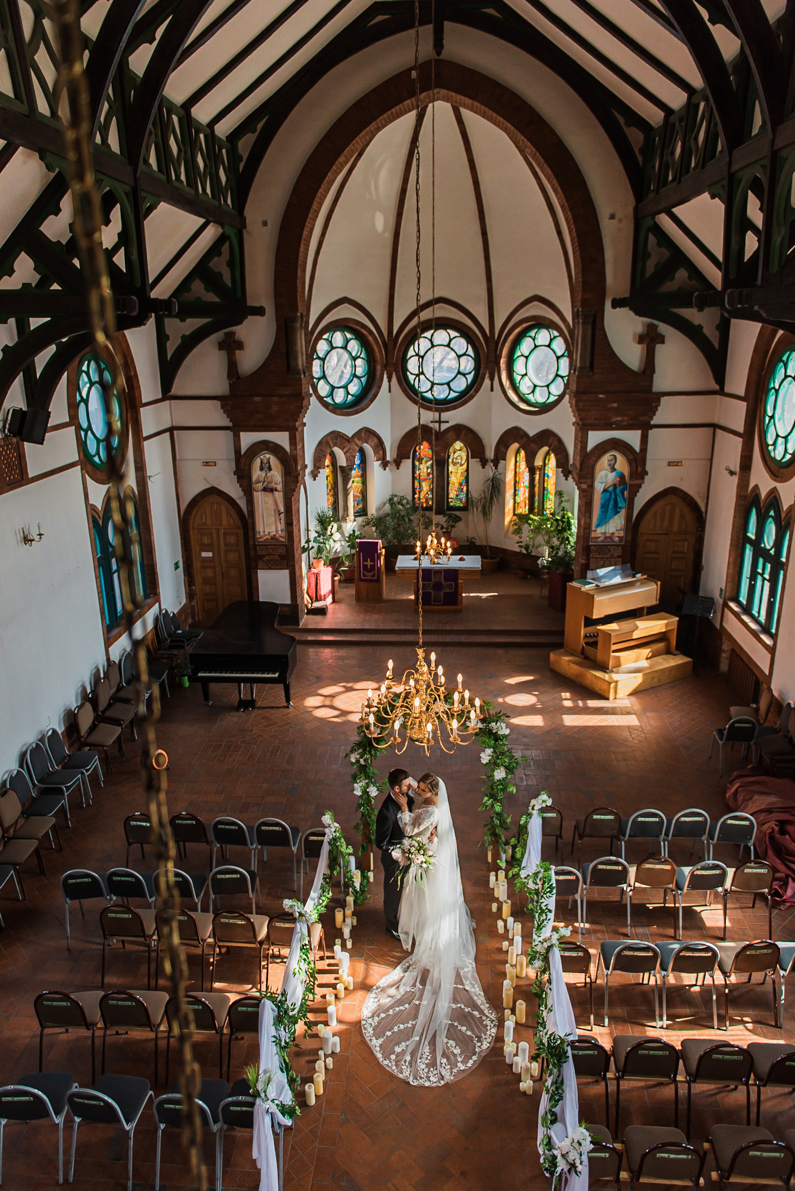 Роман и Валерия. Лютеранская церковь. Выездная регистрация. Семейный и свадебный фотограф во Владивостоке