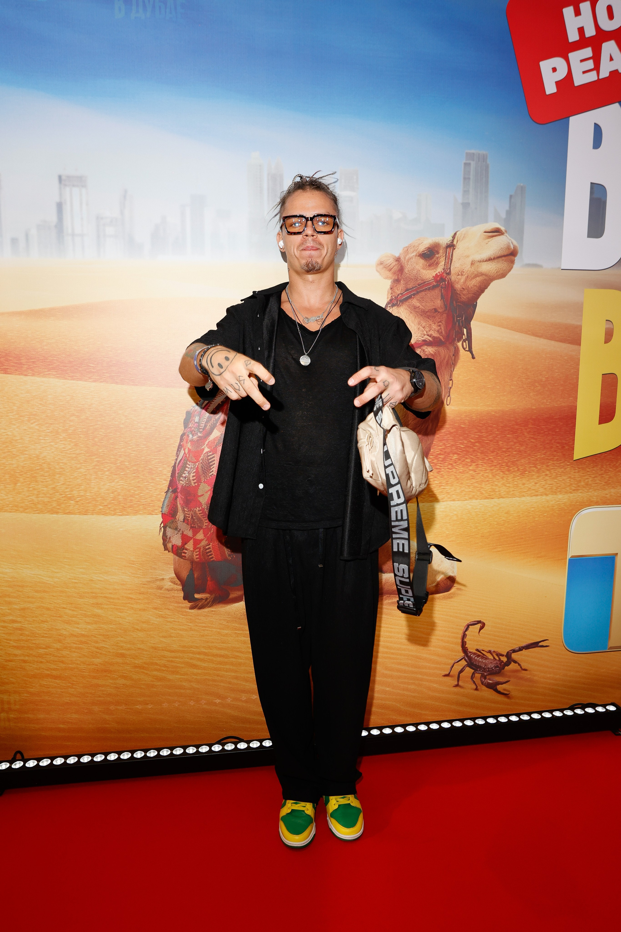 Выжить в Дубае | Кинотеатр «Октябрь» на Новом Арбате | ТНТ. Nikolskayasecular