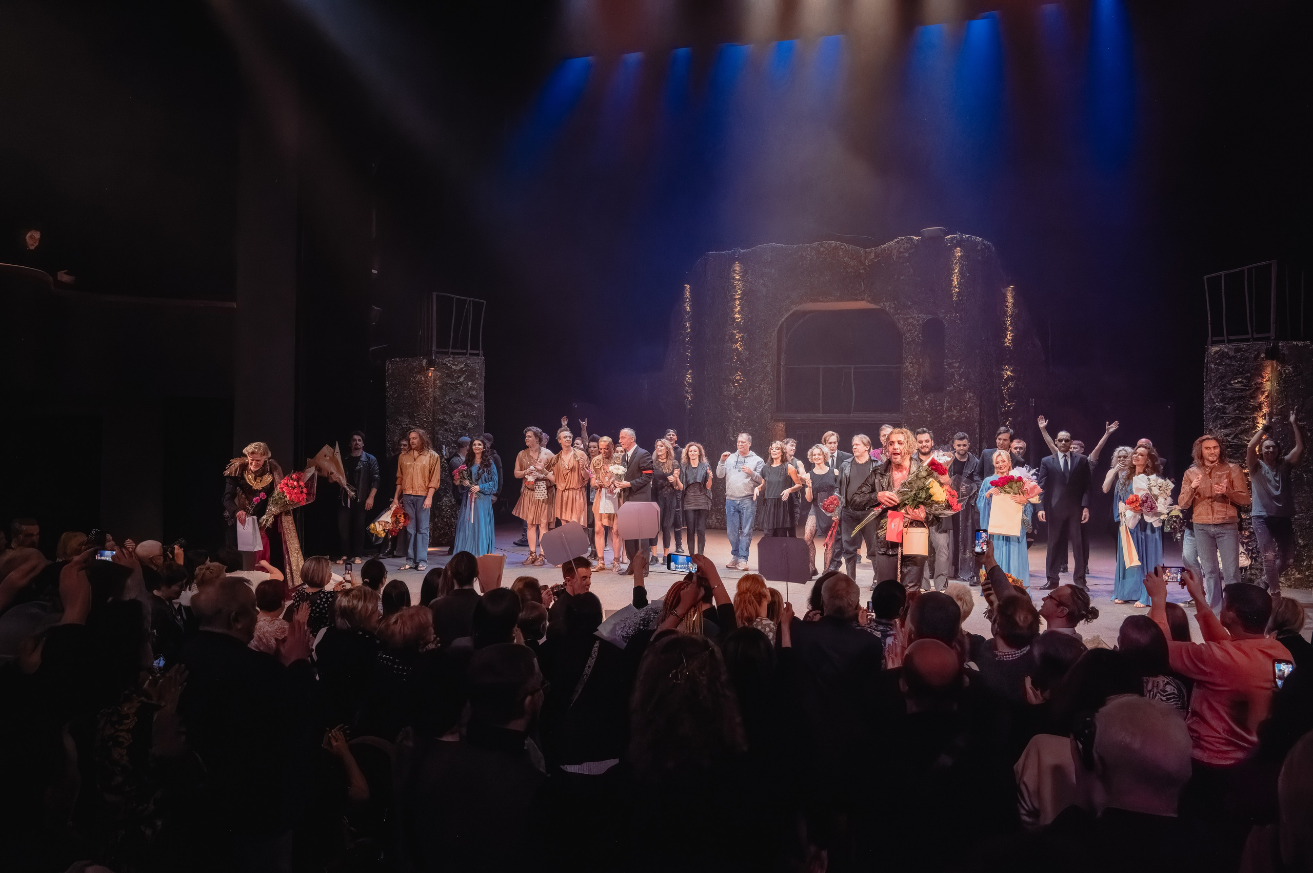 Театр Моссовета: Иисус Христос — Суперзвезда — 33 года на сцене. Сайт фотографа Сергея Абрамова