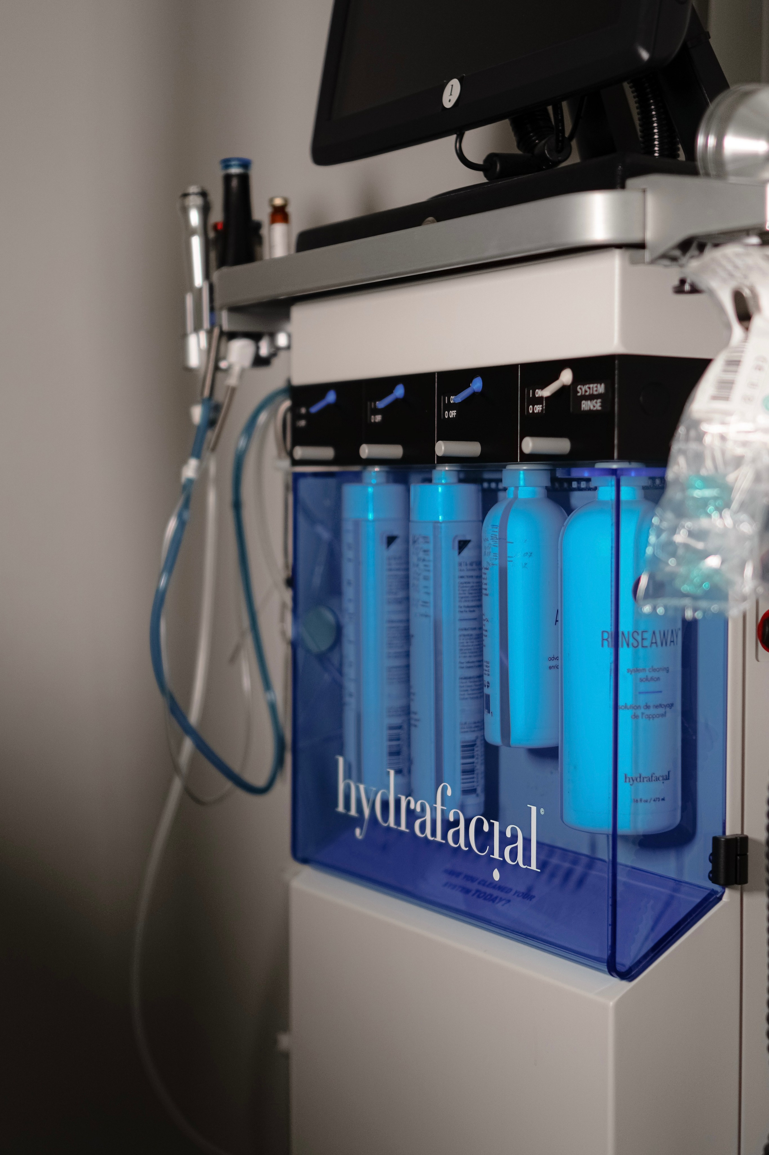 Салон красоты Бьютек. Ада Бродски — smm и контент-фотограф в Москве и удаленно