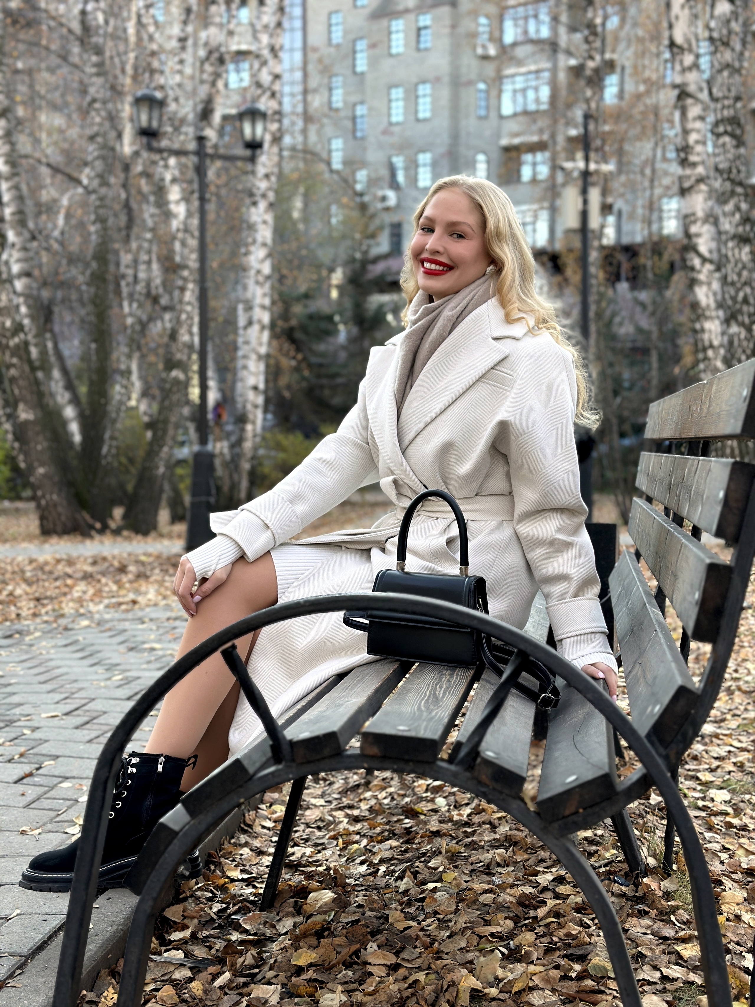 Прогулочная фотосессия Лиды в Березовой роще. Твой фотограф и видеограф в Тюмени — Сергей Бизин