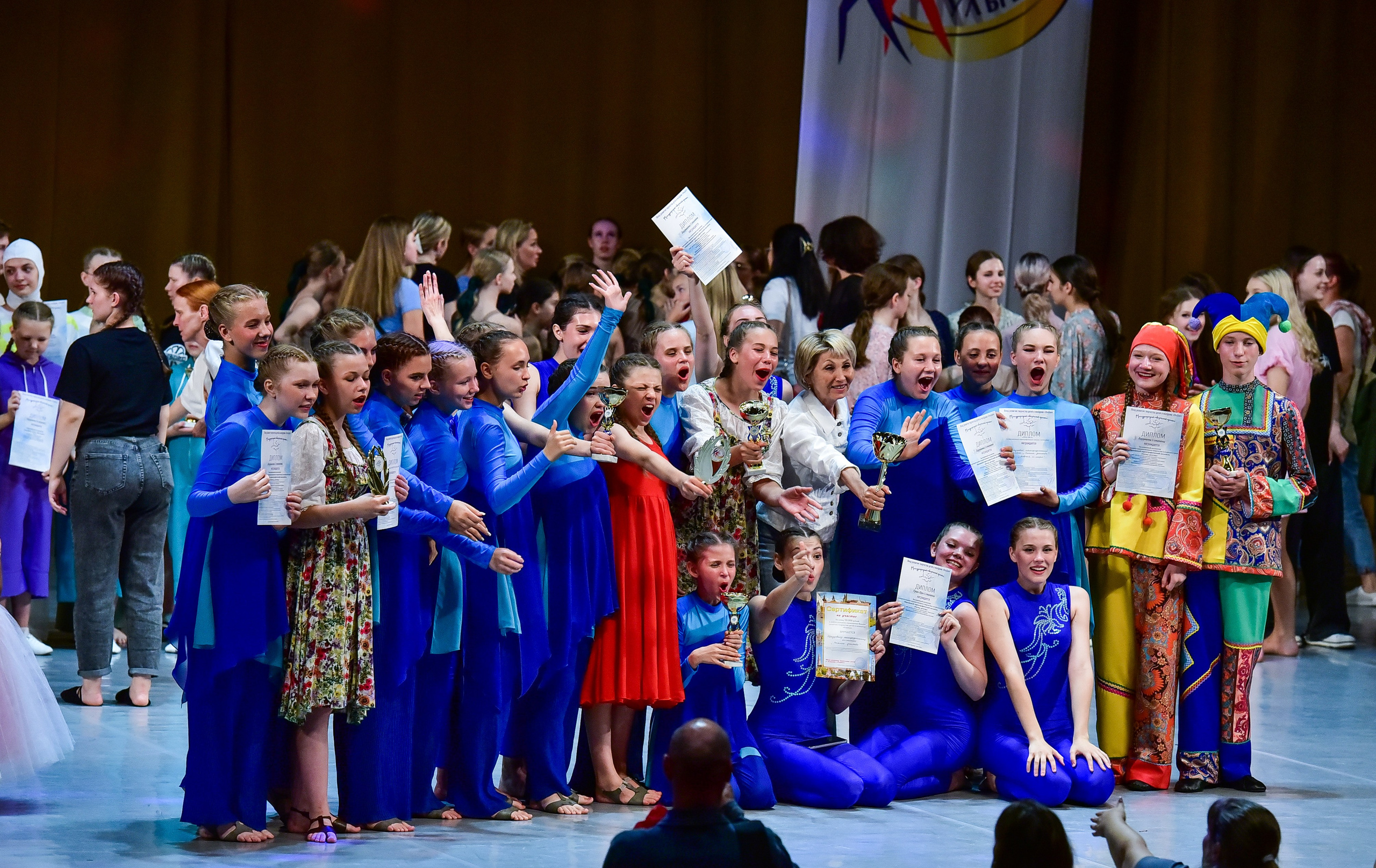 04.07.2024 Финал Международного творческого проекта «Улыбки Мира» г. СПБ. Медиастудия Фото Концепт