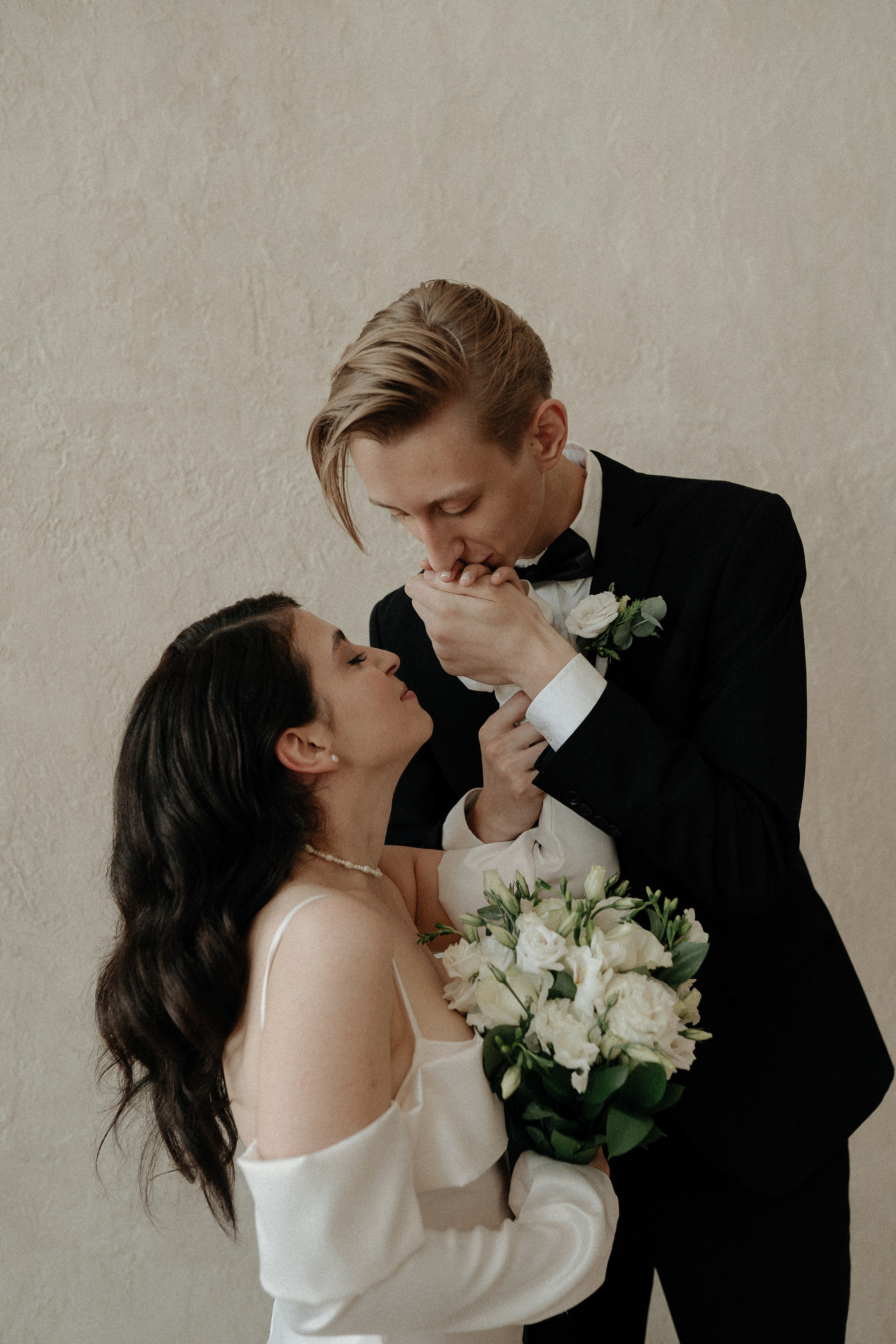 Александр и Гор. Свадебный фотограф в Новосибирска