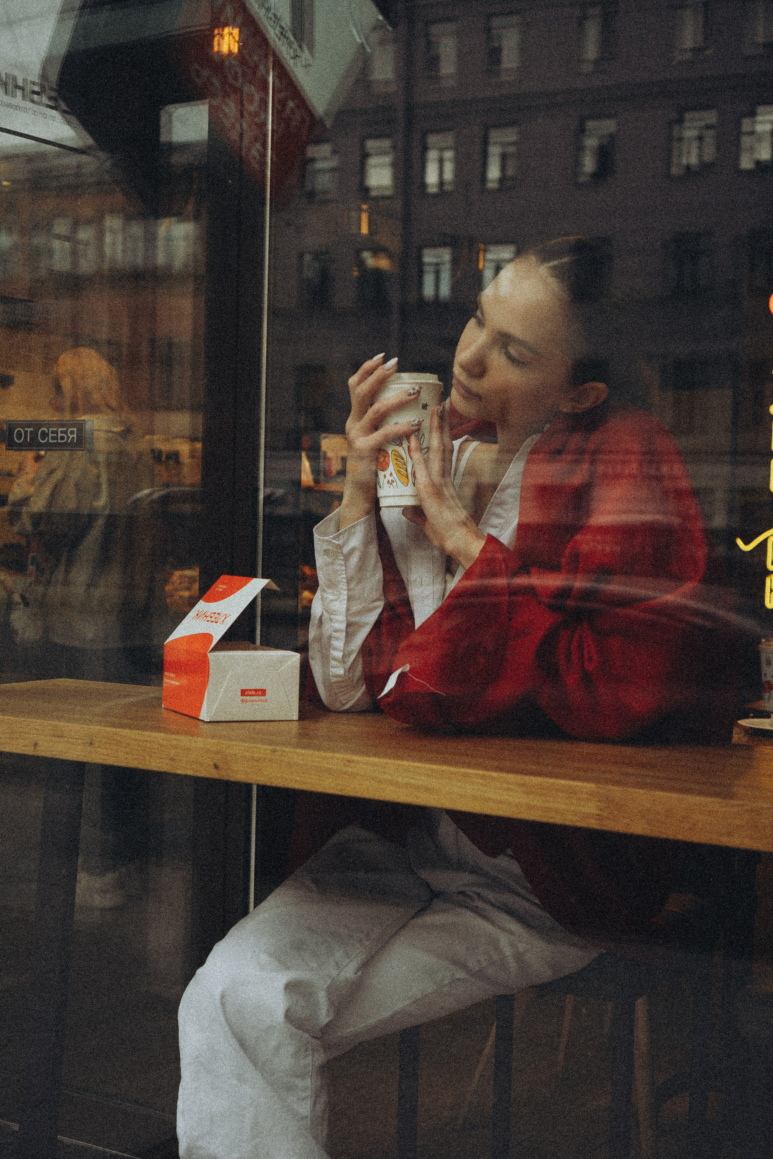 МЫ ГУЛЯЛИ ПРО КРЫШАМ ПИТЕРА. Профессиональный фотограф, Санкт-Петербург — Виктория Богомолова