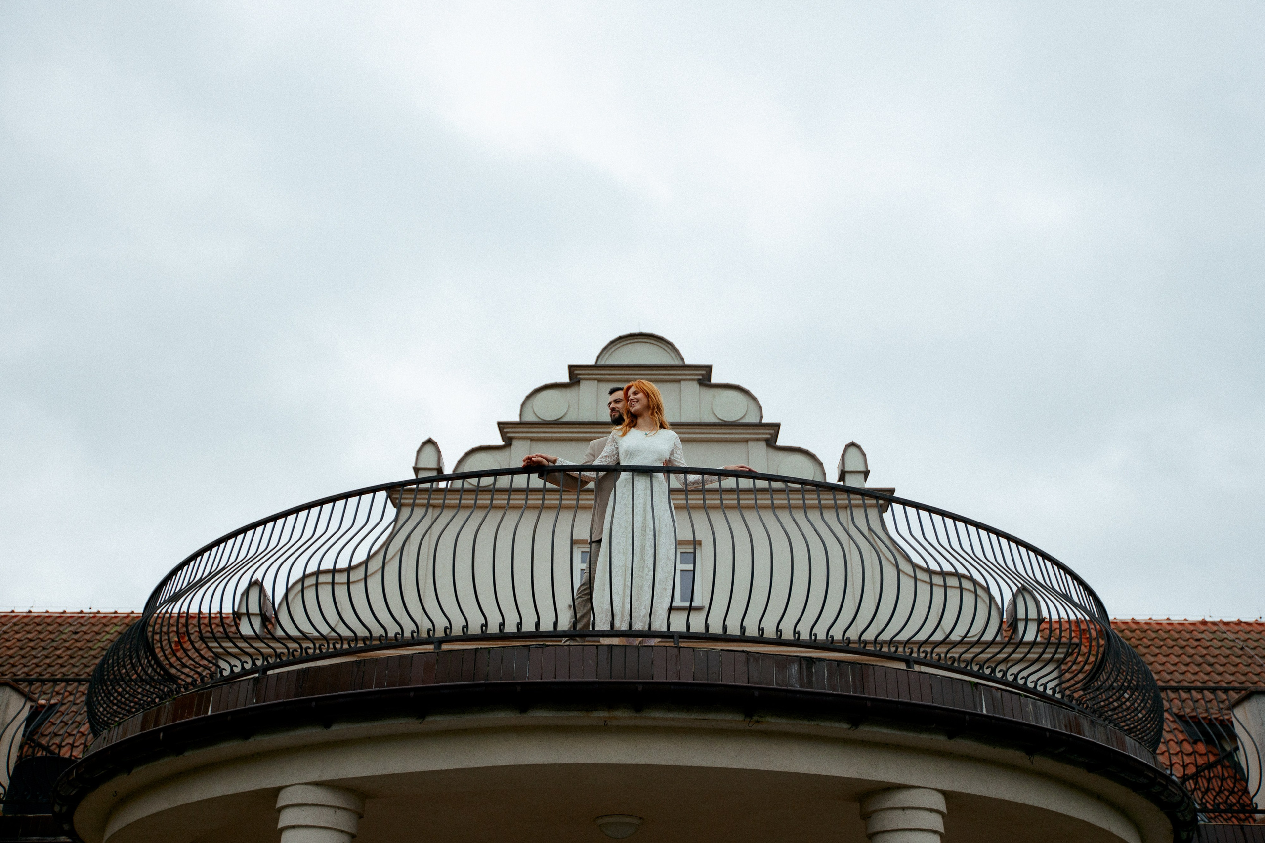 Ślubna sesja zdjęciowa w plenerze. Свадебный фотограф Варшава Лодзь Польша Елена Юцова