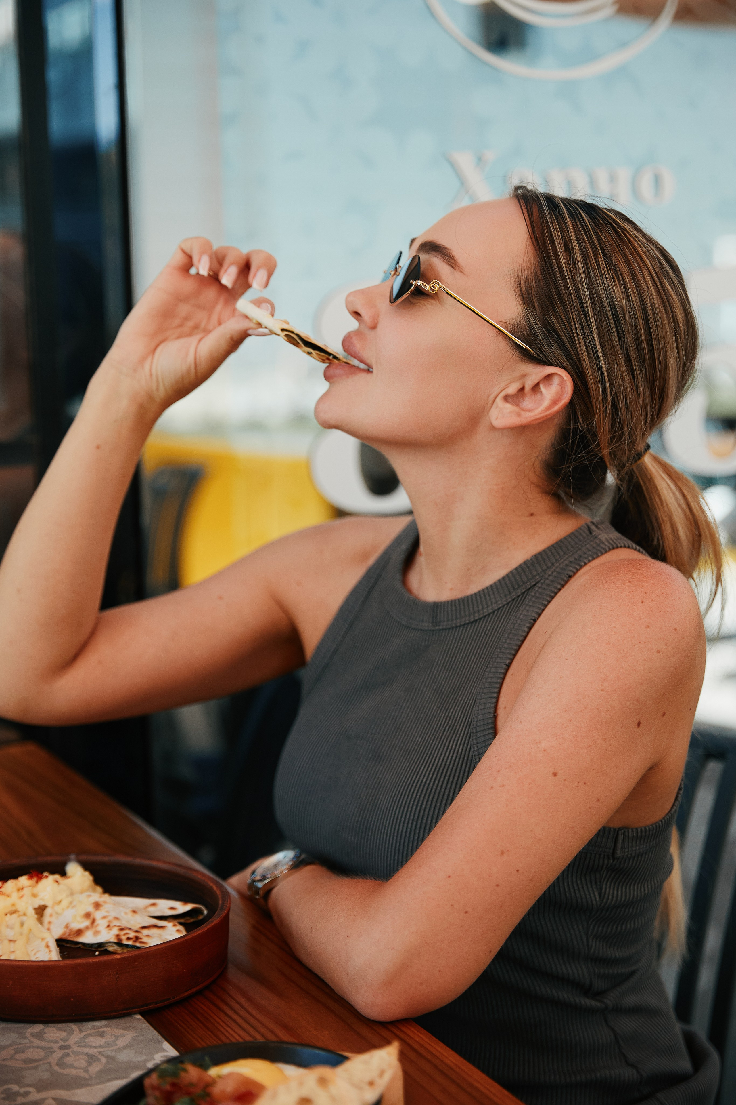 Терраса и завтраки в Старик Хинкалыч ТЦ Сыр 09.07. Свадебный репортажный фотограф краснодар максим дремов дрёмов фотосессия студия цена