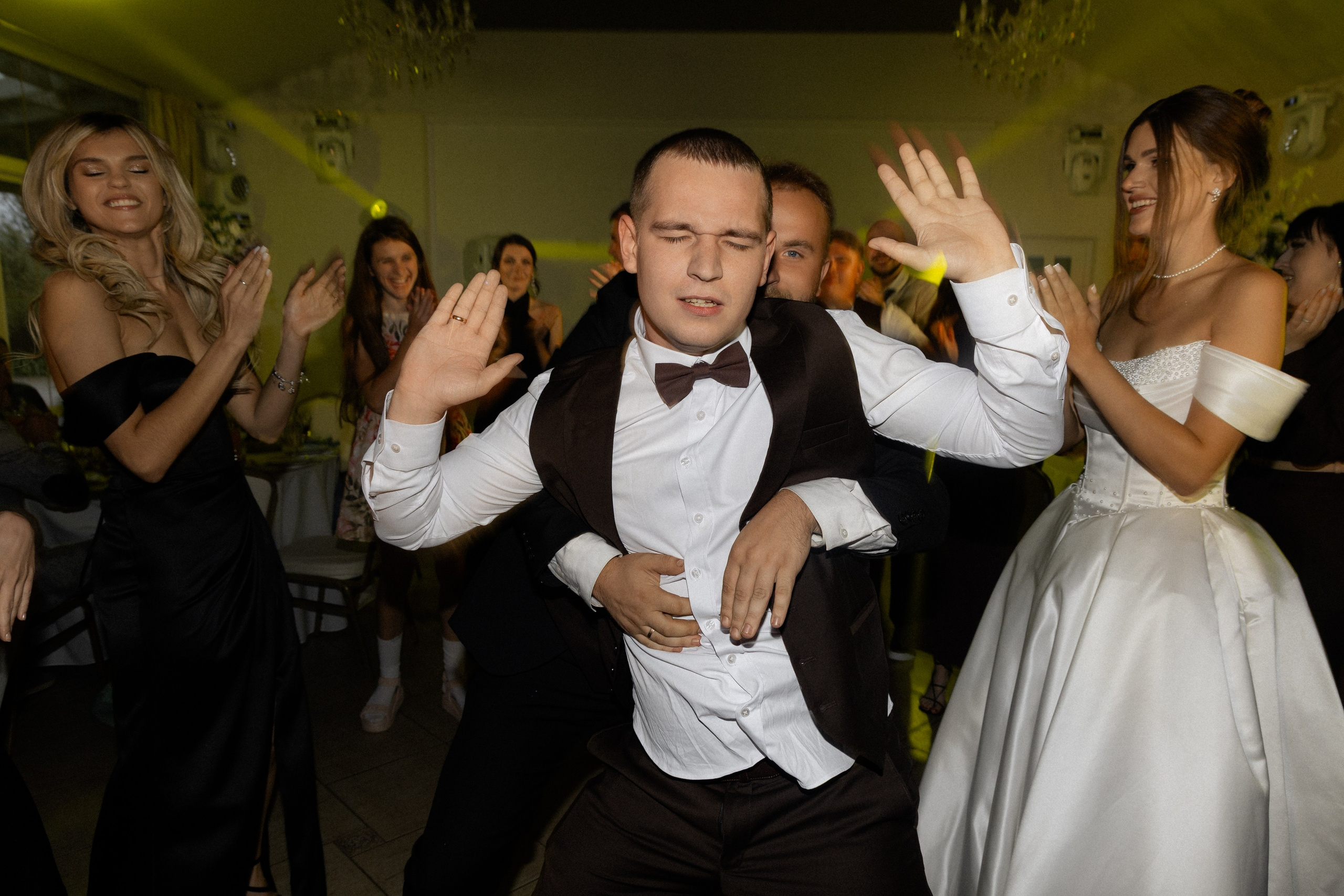 Свадебная фотосессия Анастасии и Игоря в Усадьбе Легенда. Свадебный фотограф в Минске/Беларуси Сергей Спиридонов