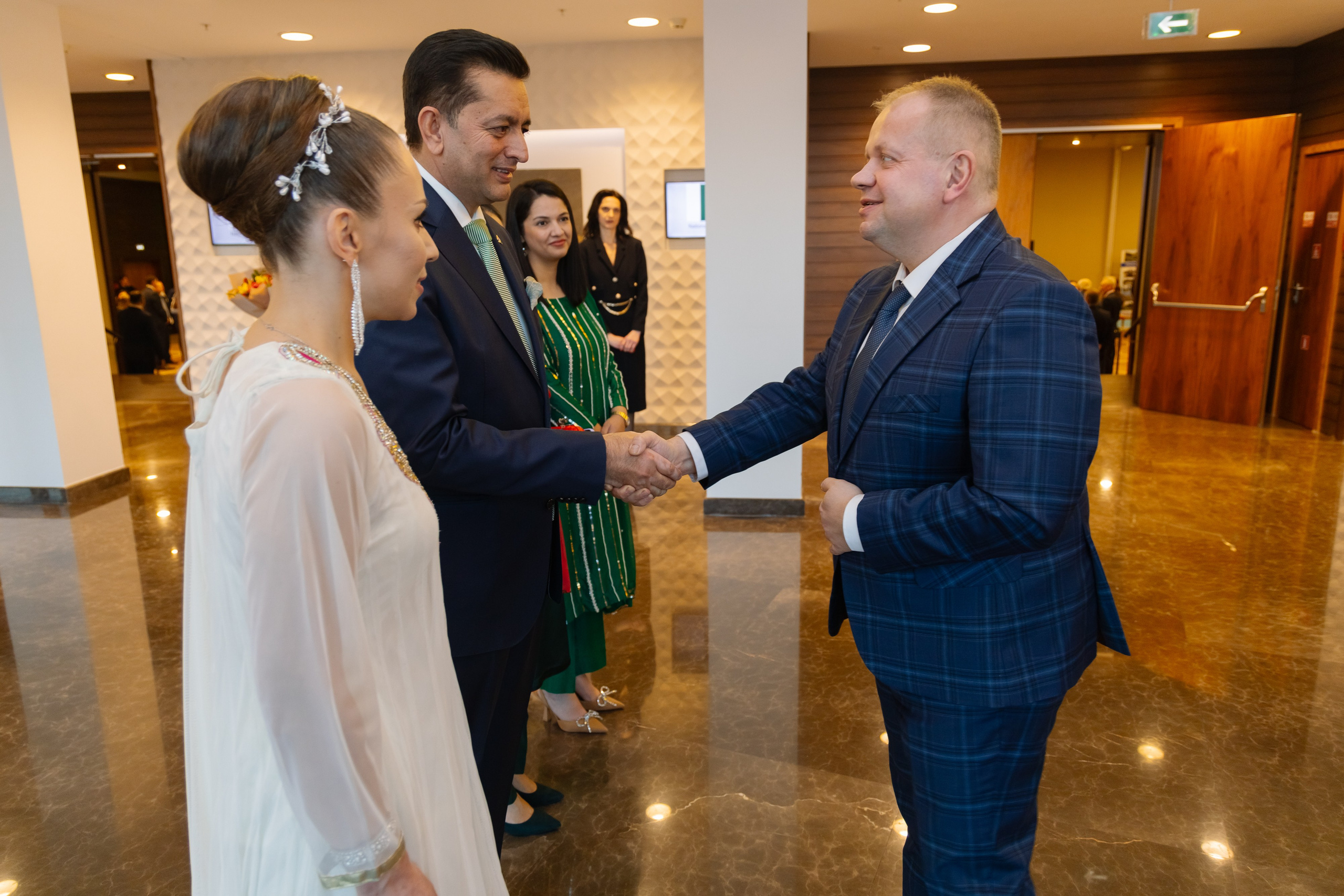 Фотосъемка делегации Пакистана в Беларуси в отеле Марриотт. Свадебный фотограф в Минске/Беларуси Сергей Спиридонов