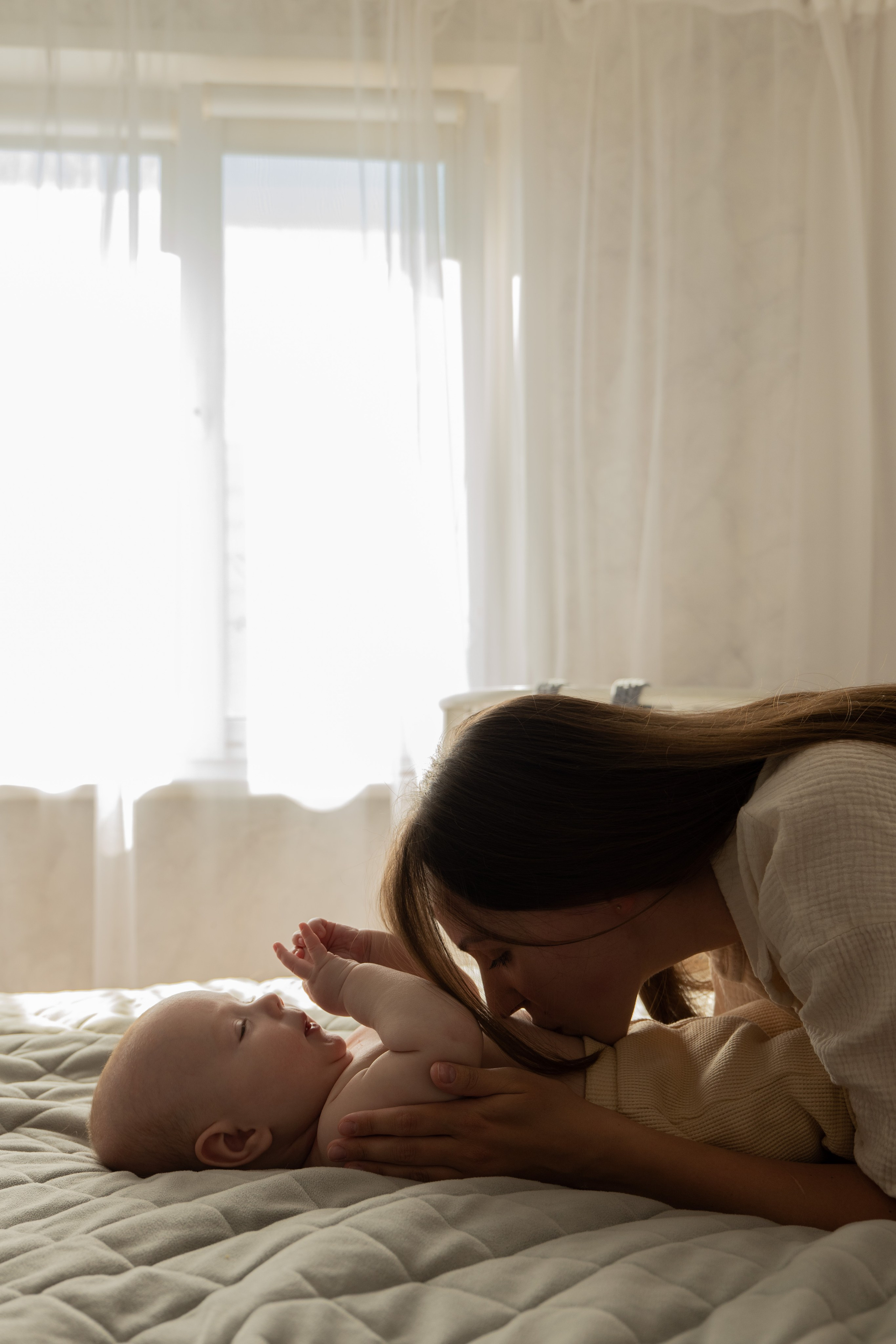 Мама и малыш (5 месяцев). Фотограф видеограф Ольга Василевская