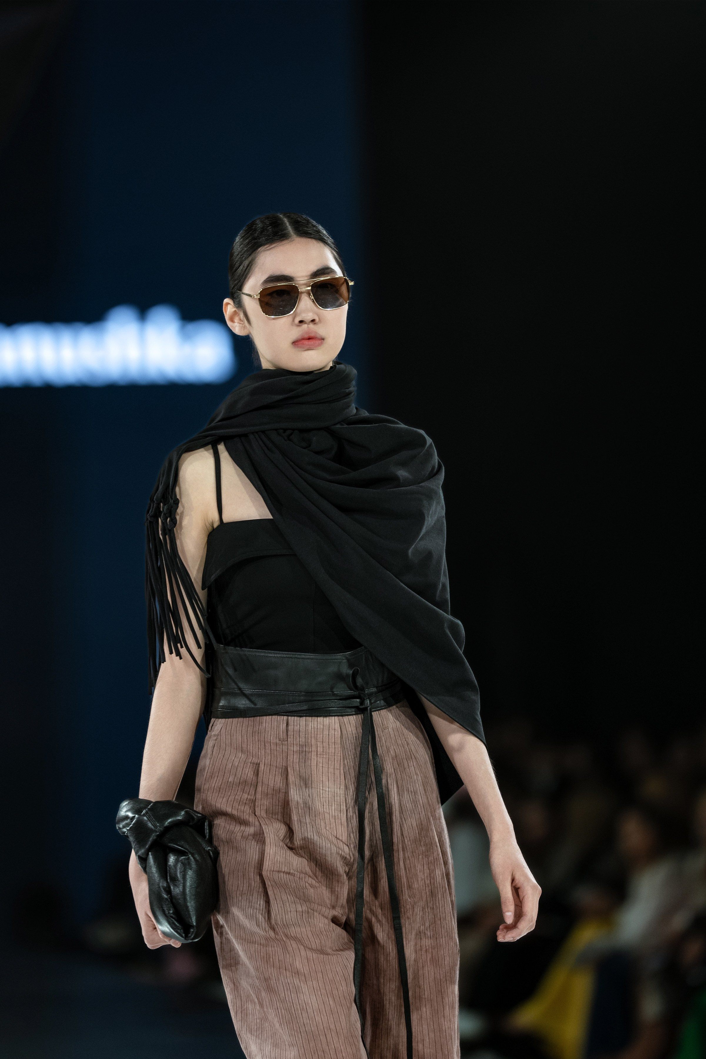 Visa Fashion Week Nanushka. Сайт Алматинского НЮ АРТ, будуар и фэшн фотографа Дениса Карпенко
