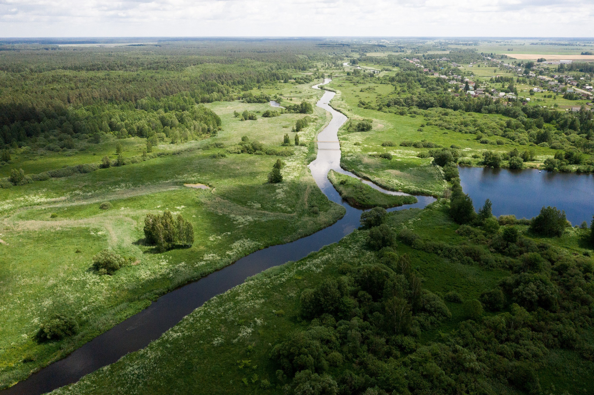 Home.land. Künstler Verstecktoff