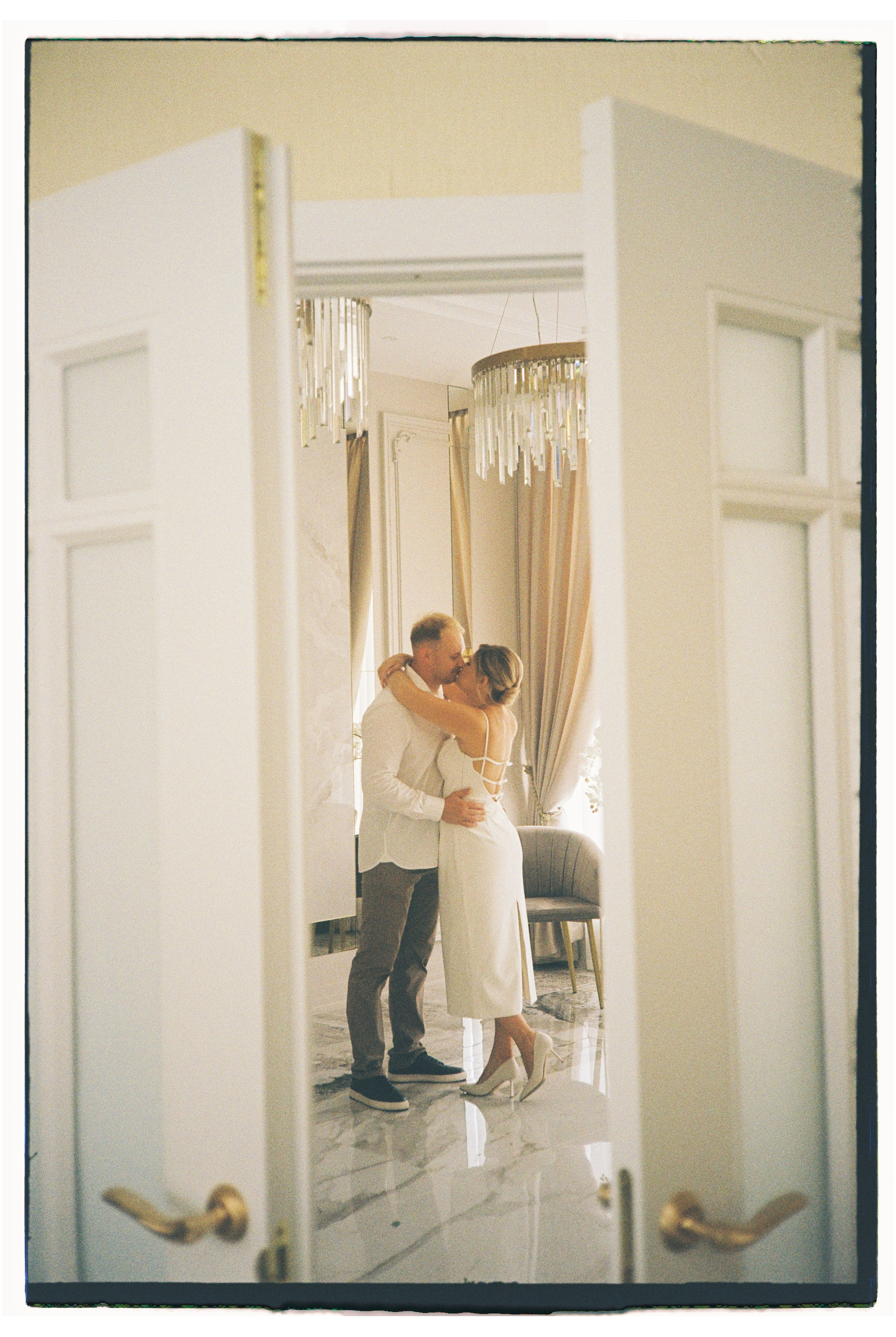 Константин & Екатерина. Пленка. Сестры Карабаза. Фотографы и ретушеры в Москве и Санкт-Петербурге