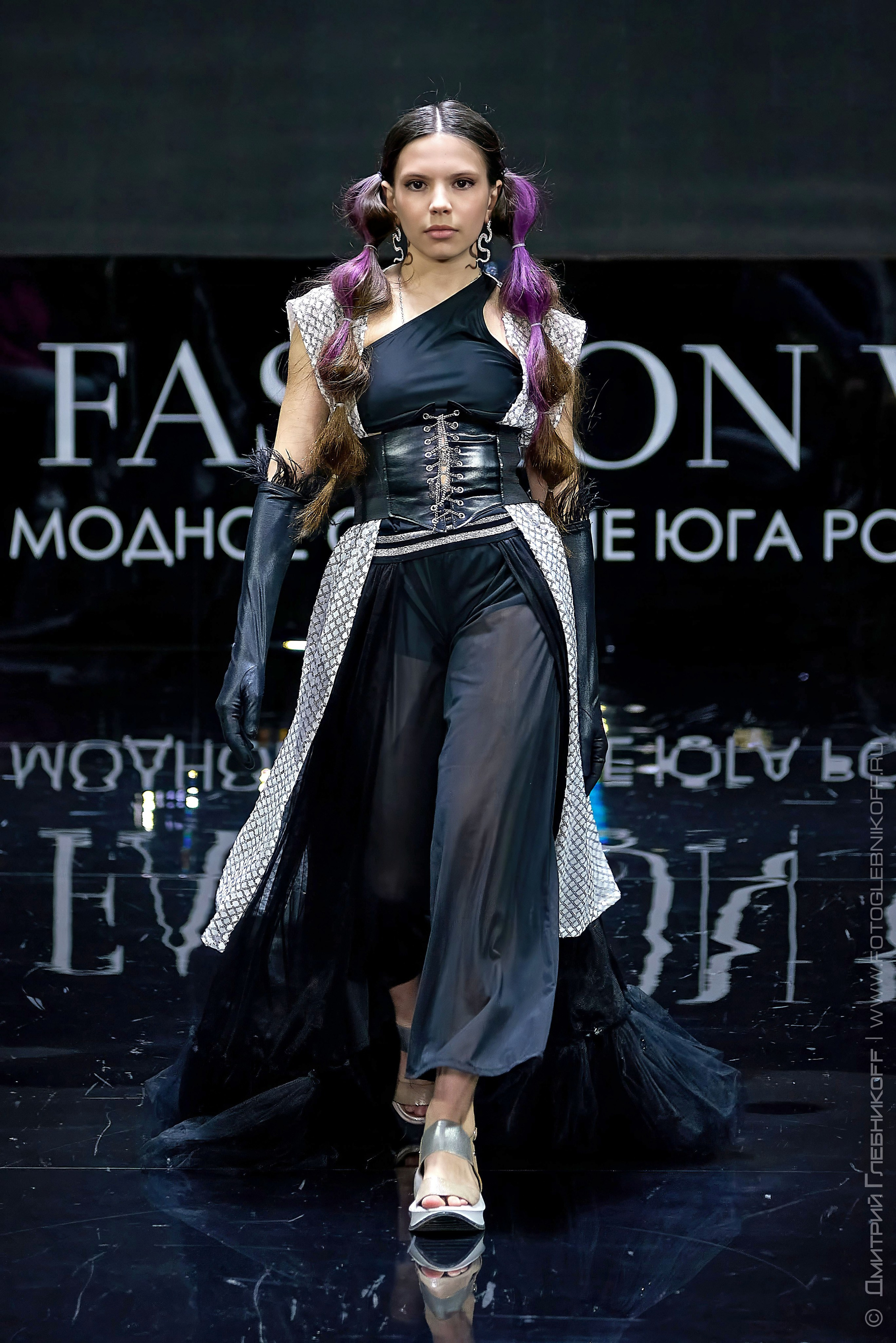 Sochi fashon week / cosmic venom by janavesna. Showbiz | Fashion | Reportage