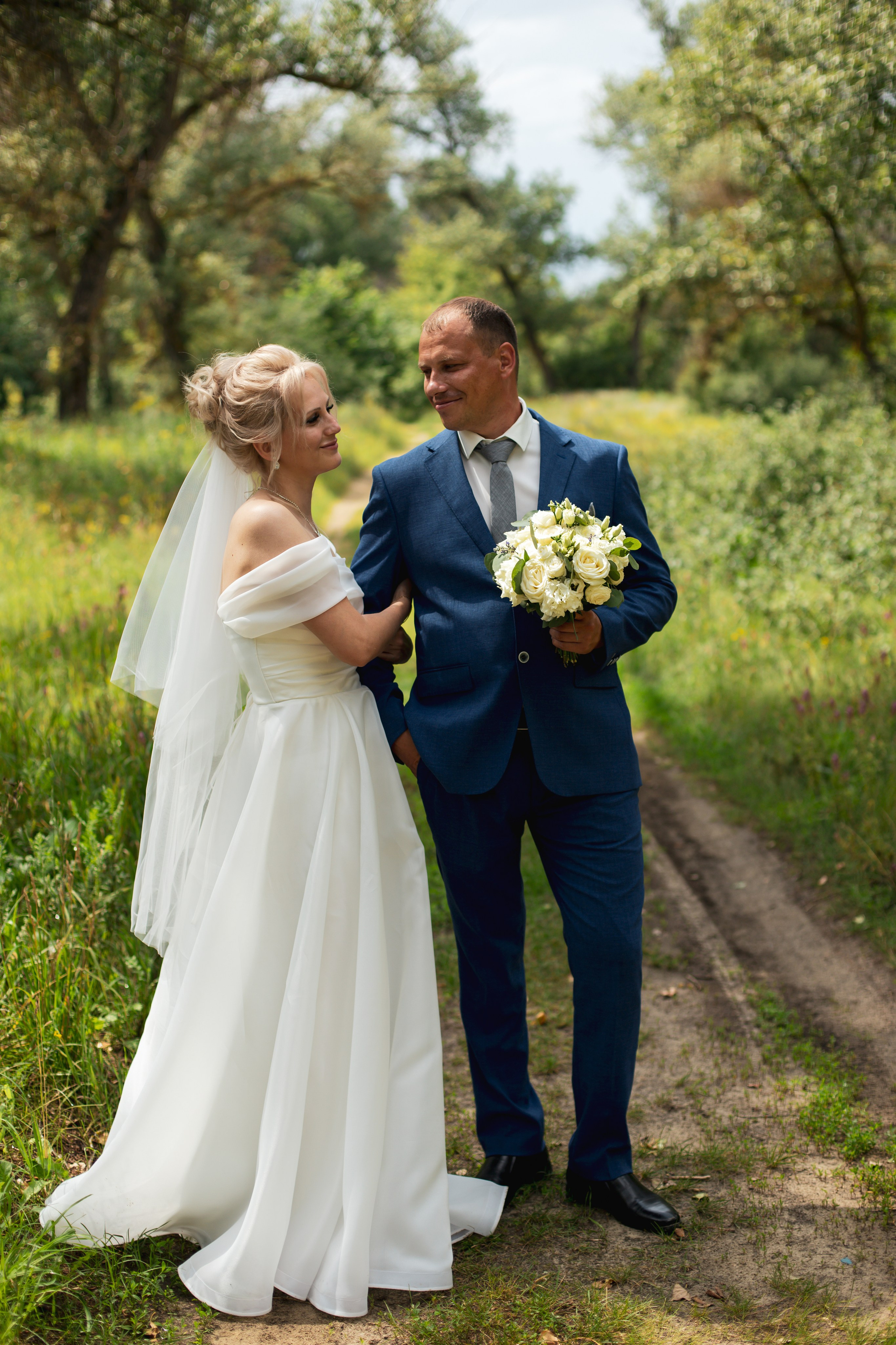 Анонс Максим + Екатерина 5.07.2025. Свадебный и семейный фотограф в Михайловке Полина Крипс